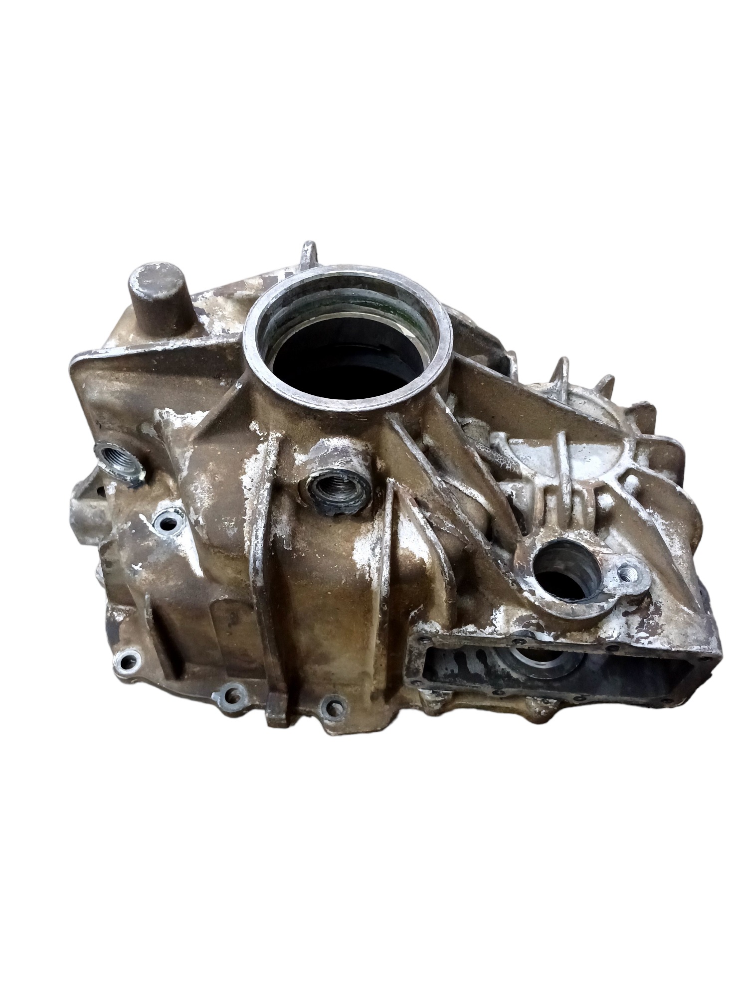 Carcaça Traseira Caixa Eaton Vw 8150 2