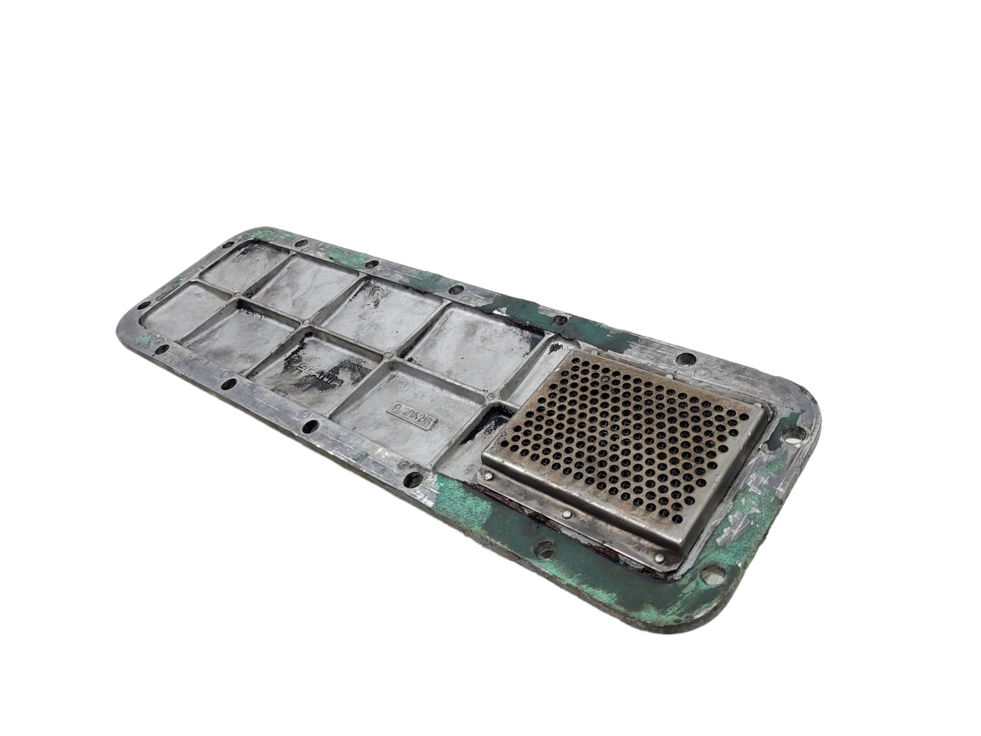 Tampa Lateral Motor Scania 113 295218 4