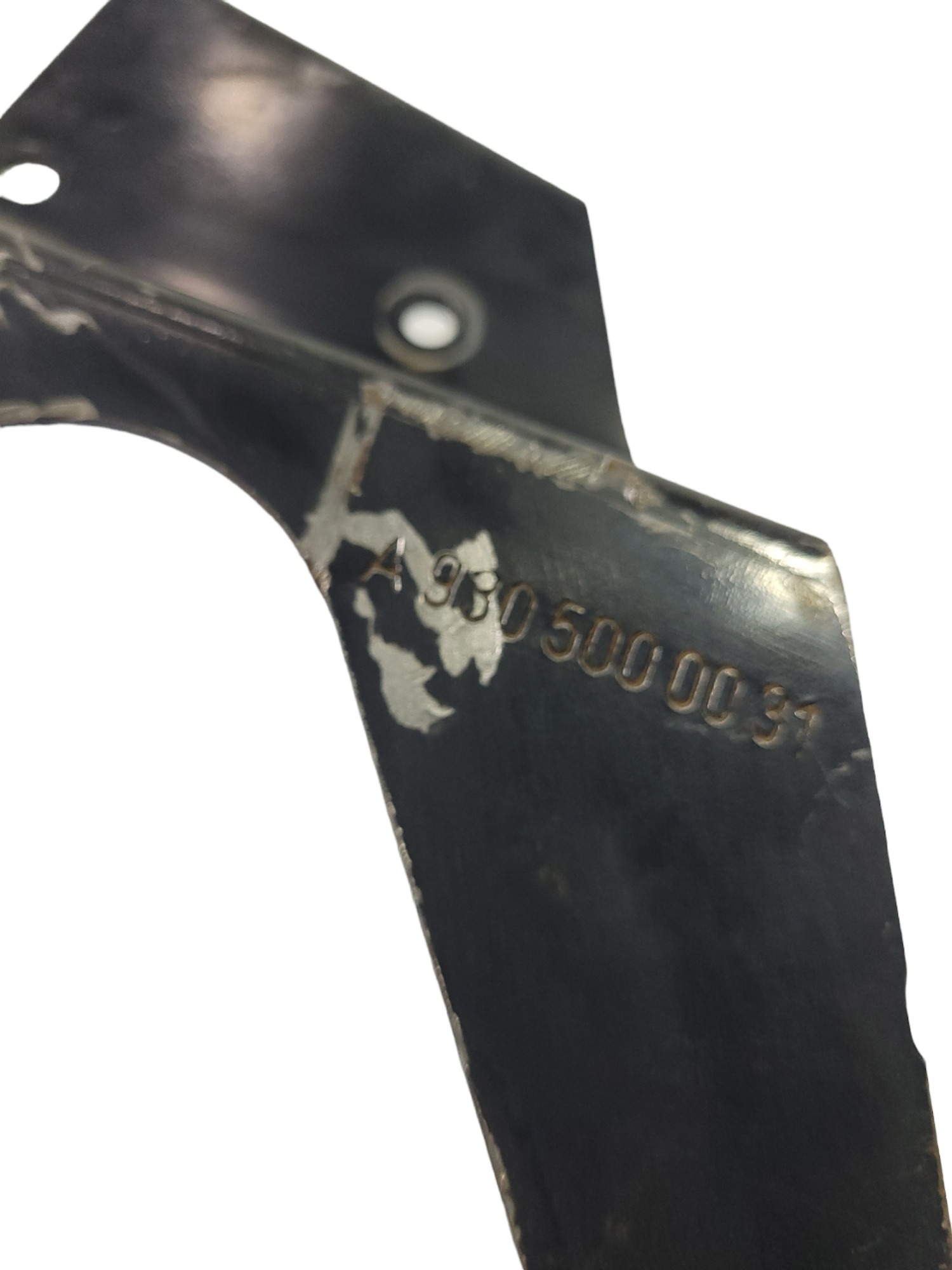 Suporte Grade Inferior Radiadora9305000031 6