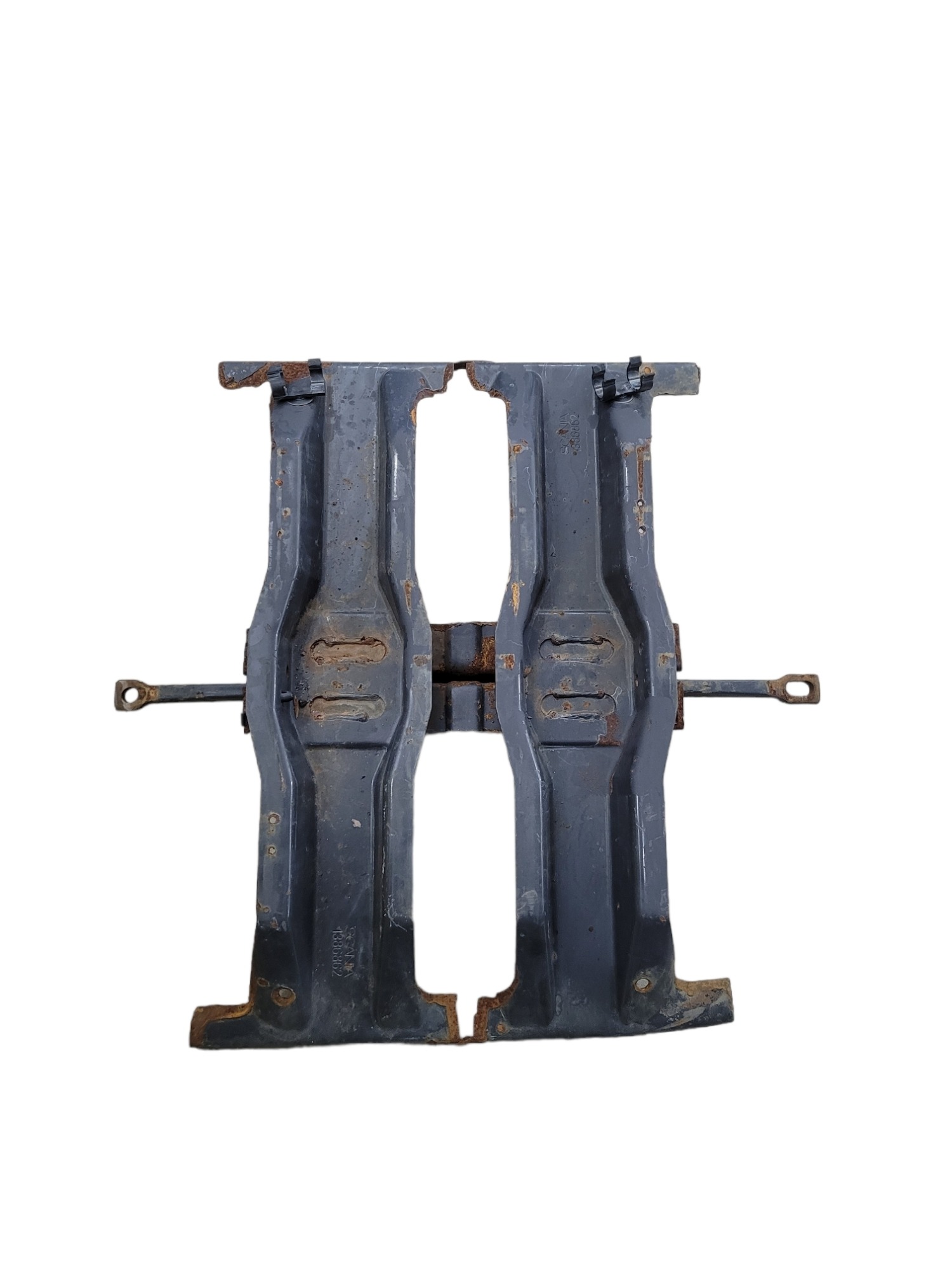 Suporte Caixa Bateria Scania G420 2010  E 2011 1386862 1