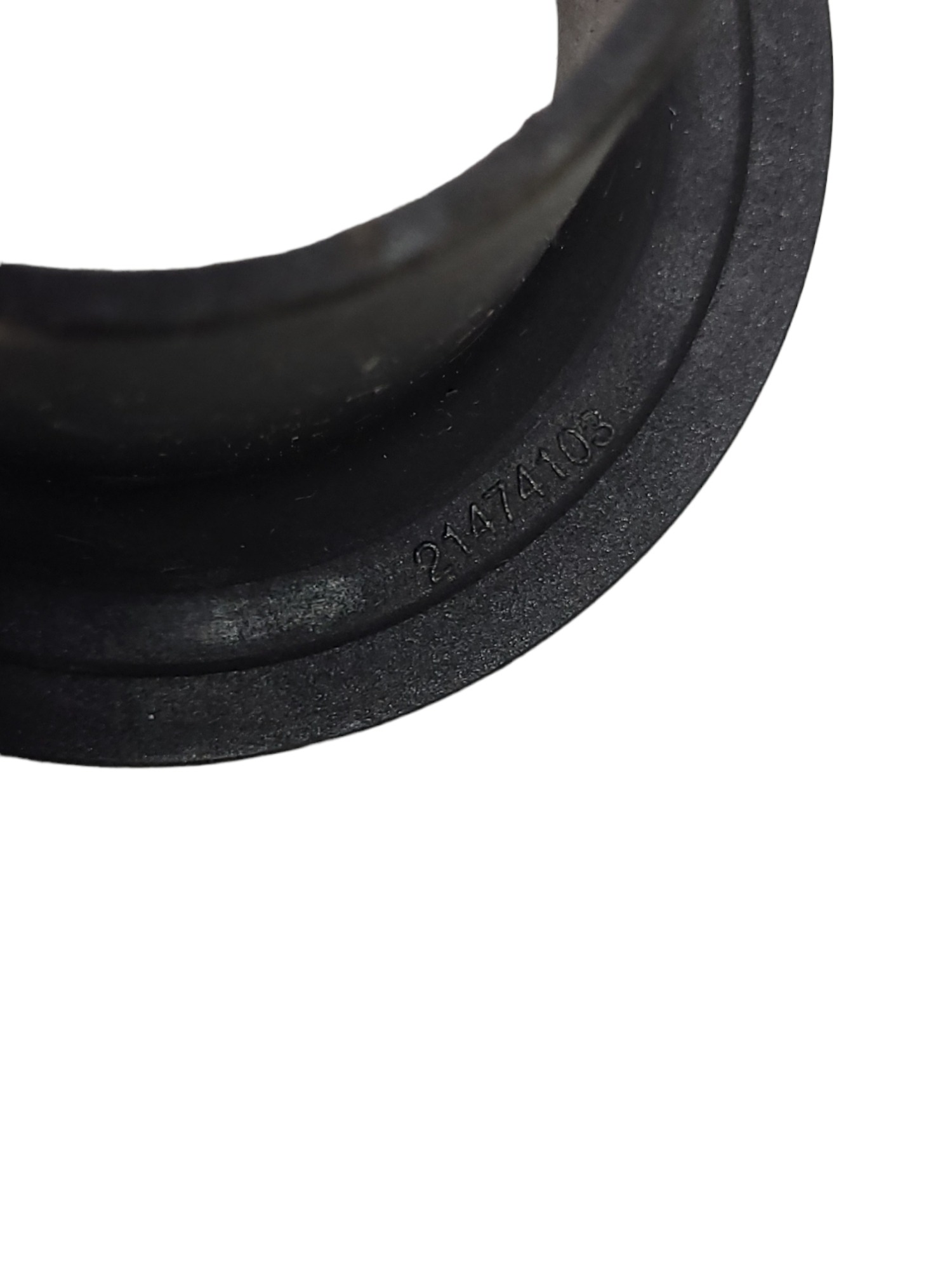 Tubo Conexão Válvula Termostática Volvo 21474103 5