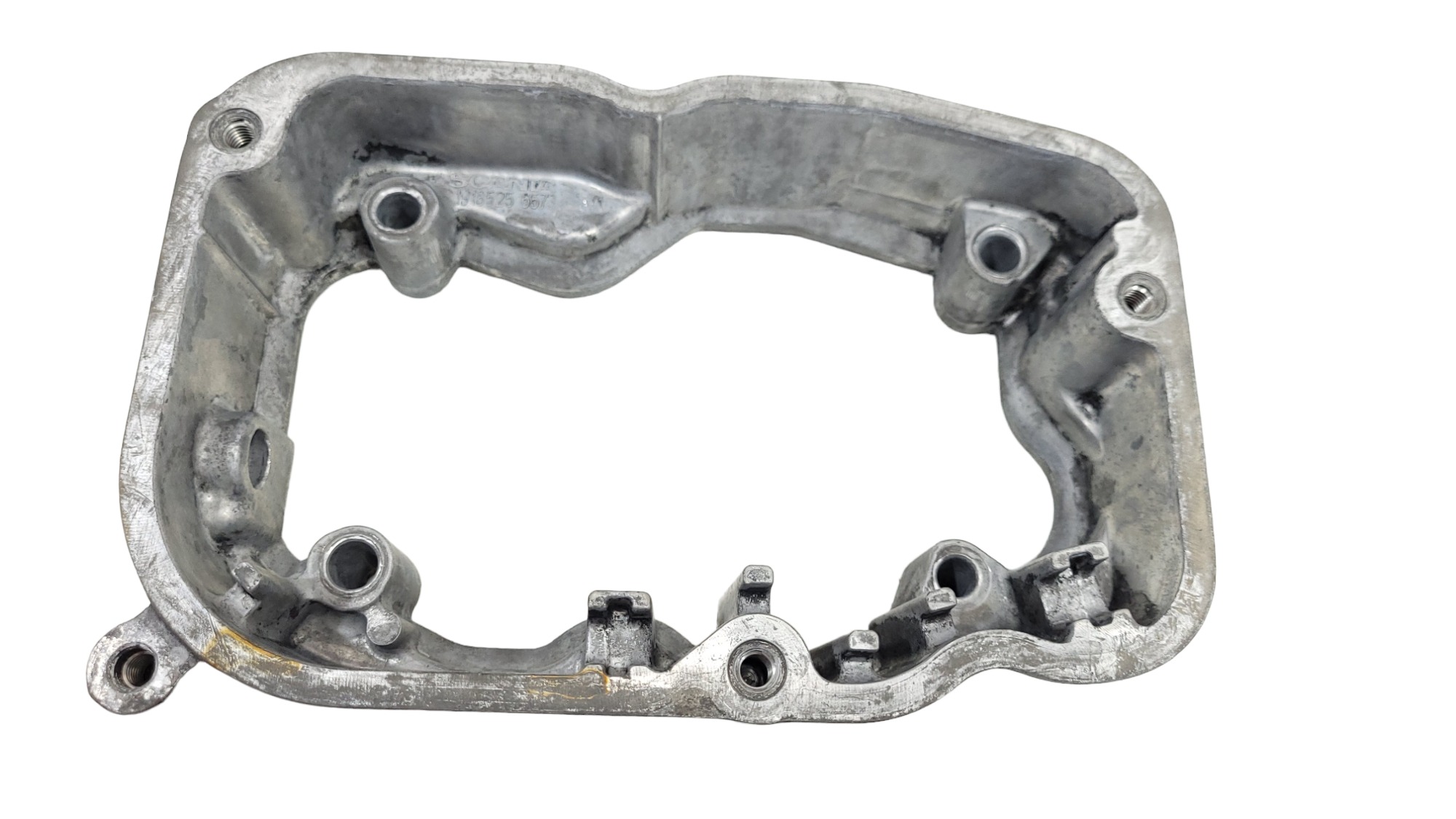 Sobretampa Válvula Inferior Motor Scania 440 1918525 1