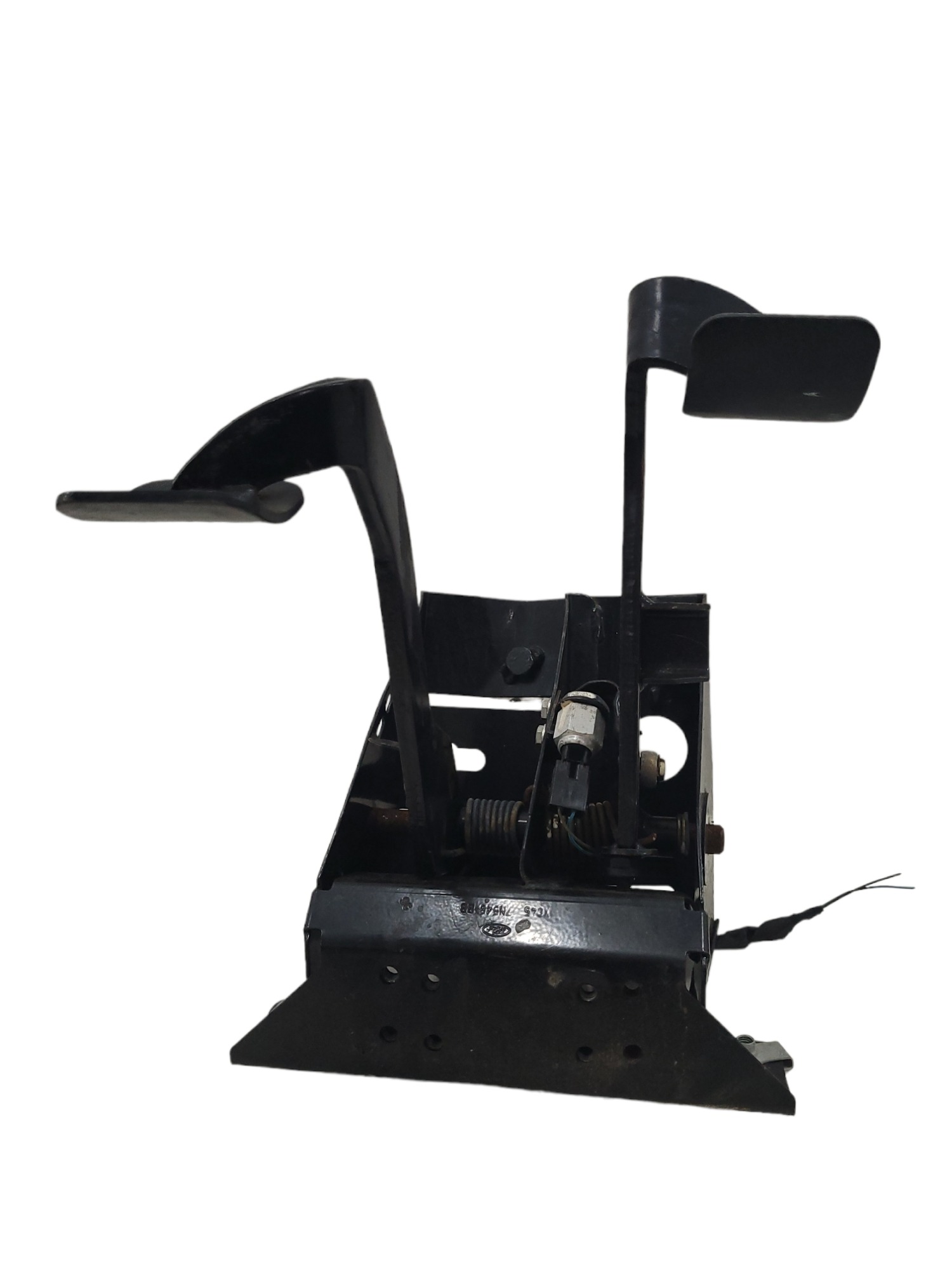 Pedaleira Ford Cargo 816 4