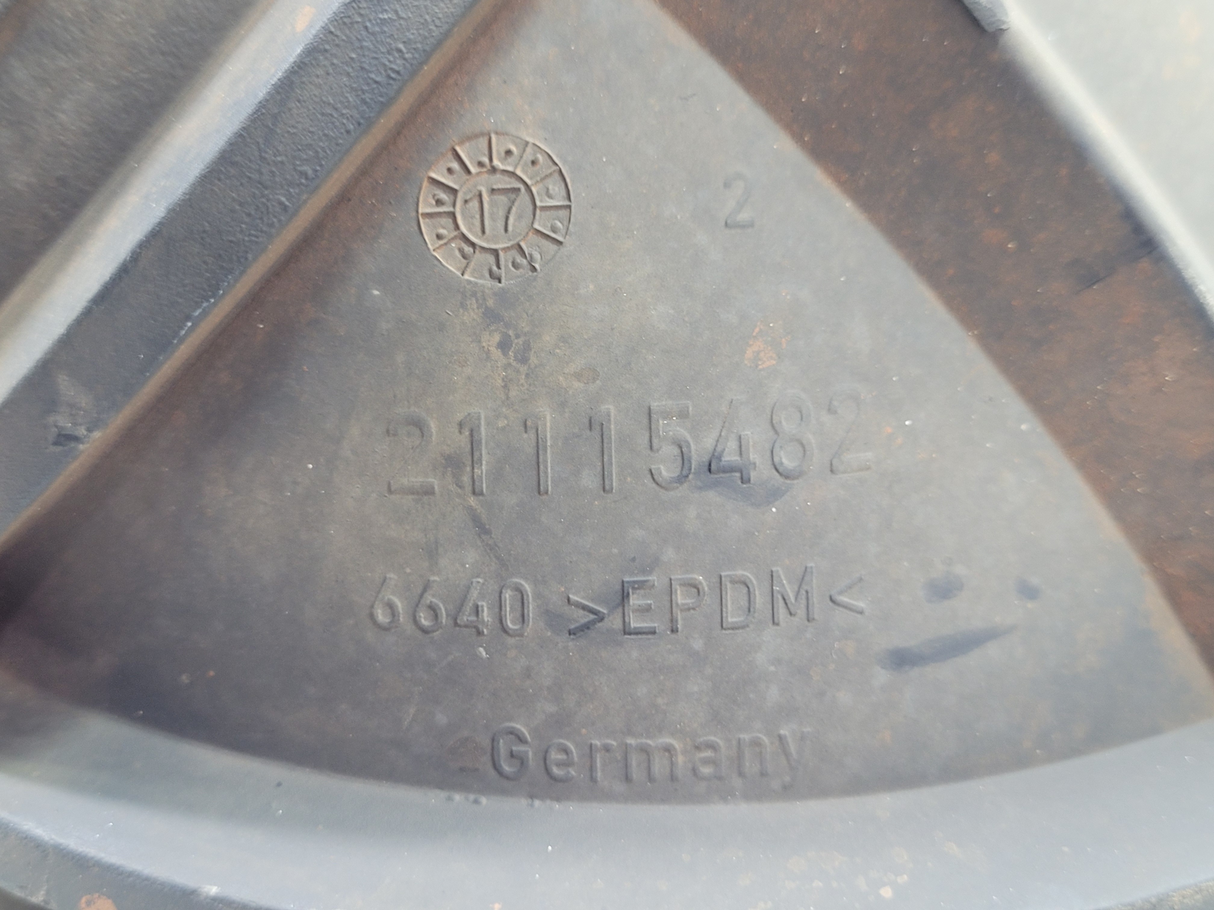 Mangueira Filtro De Ar Volvo Fh  21115482 5