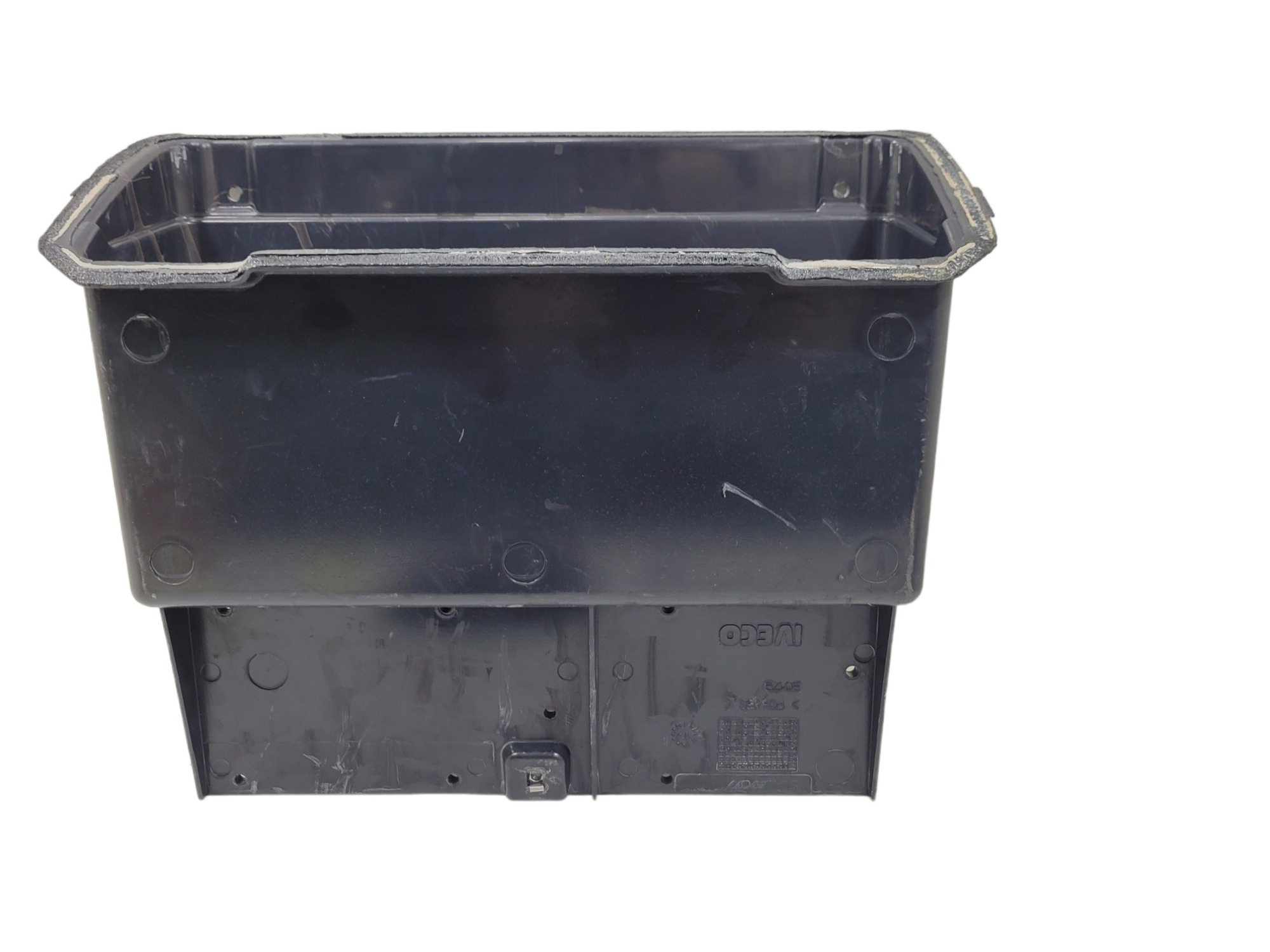 Revestimento Console Central Iveco Stralis 504057677 4