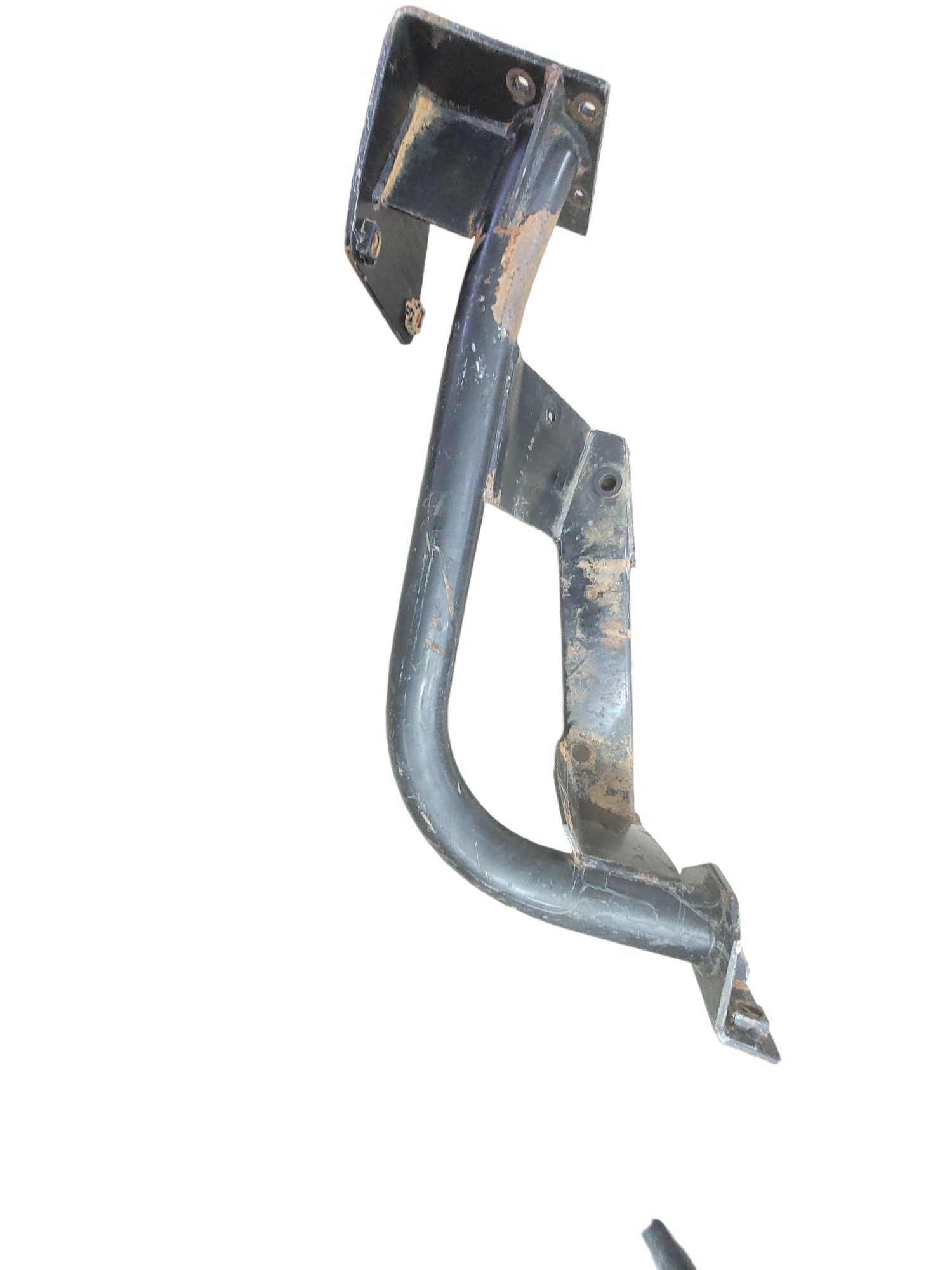 Suporte Parachoque Esquerdo M Benz 5
