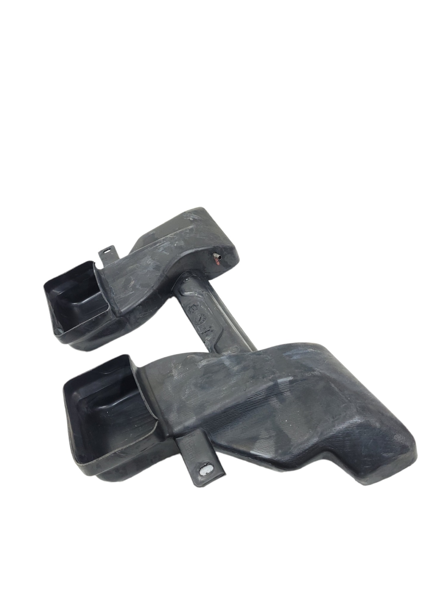 Duto Ar Volvo 82840890 3