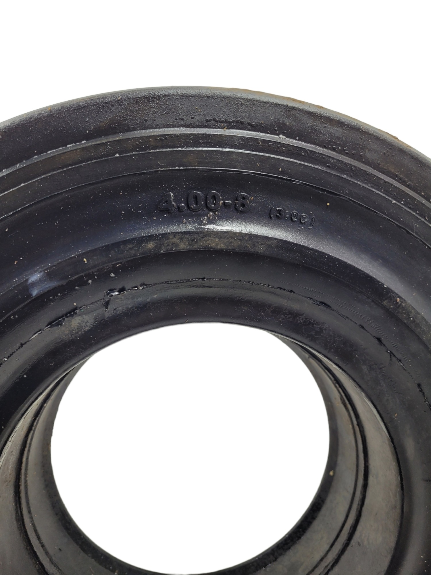 Pneu Standart Tyres St2000 4.00×8 Rim 3 Maciço 5