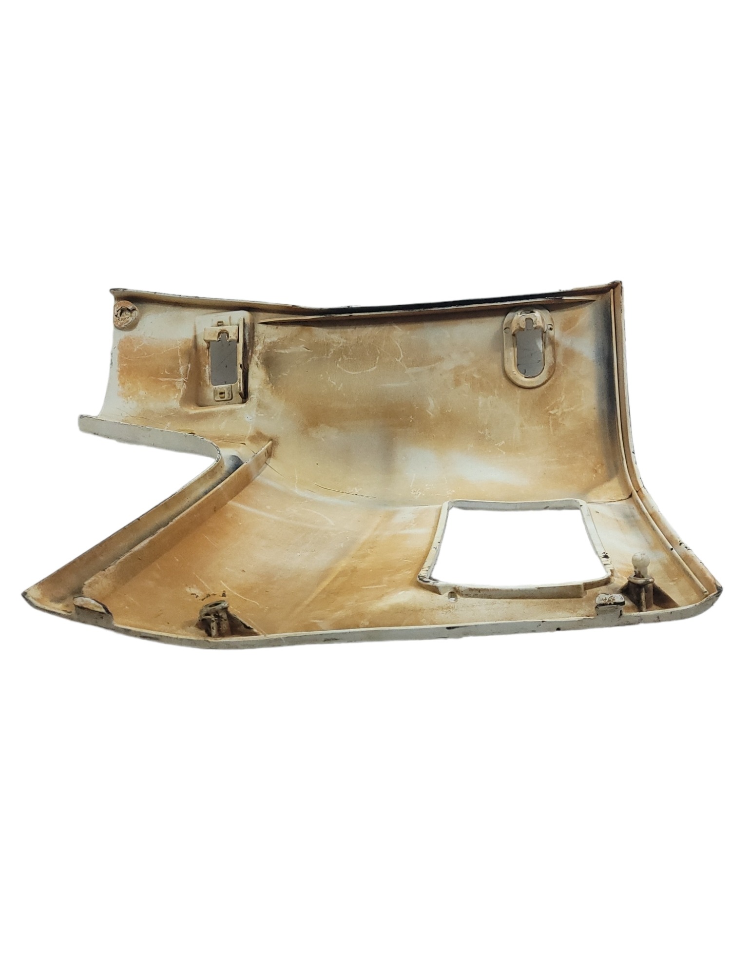 Defletor Do Farol Vw 8120, 8150 E Worker2rd853655 2