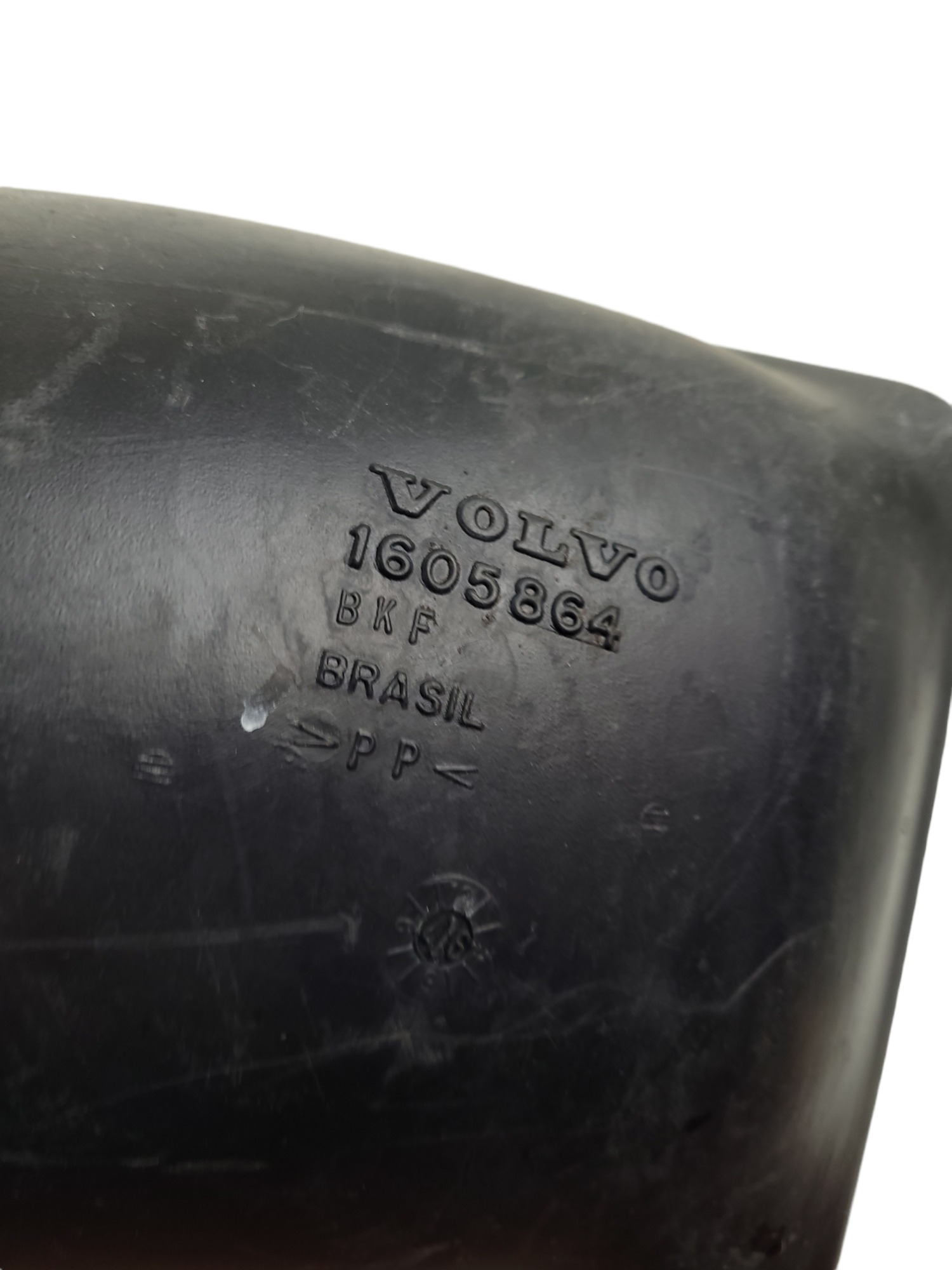 Tubulação Interna Ar Volvo 1605864 6