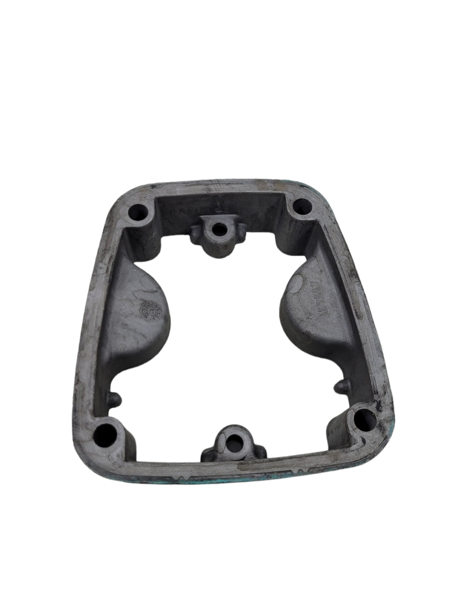 Suporte Tampa Válvula Volvo Nl469431 4