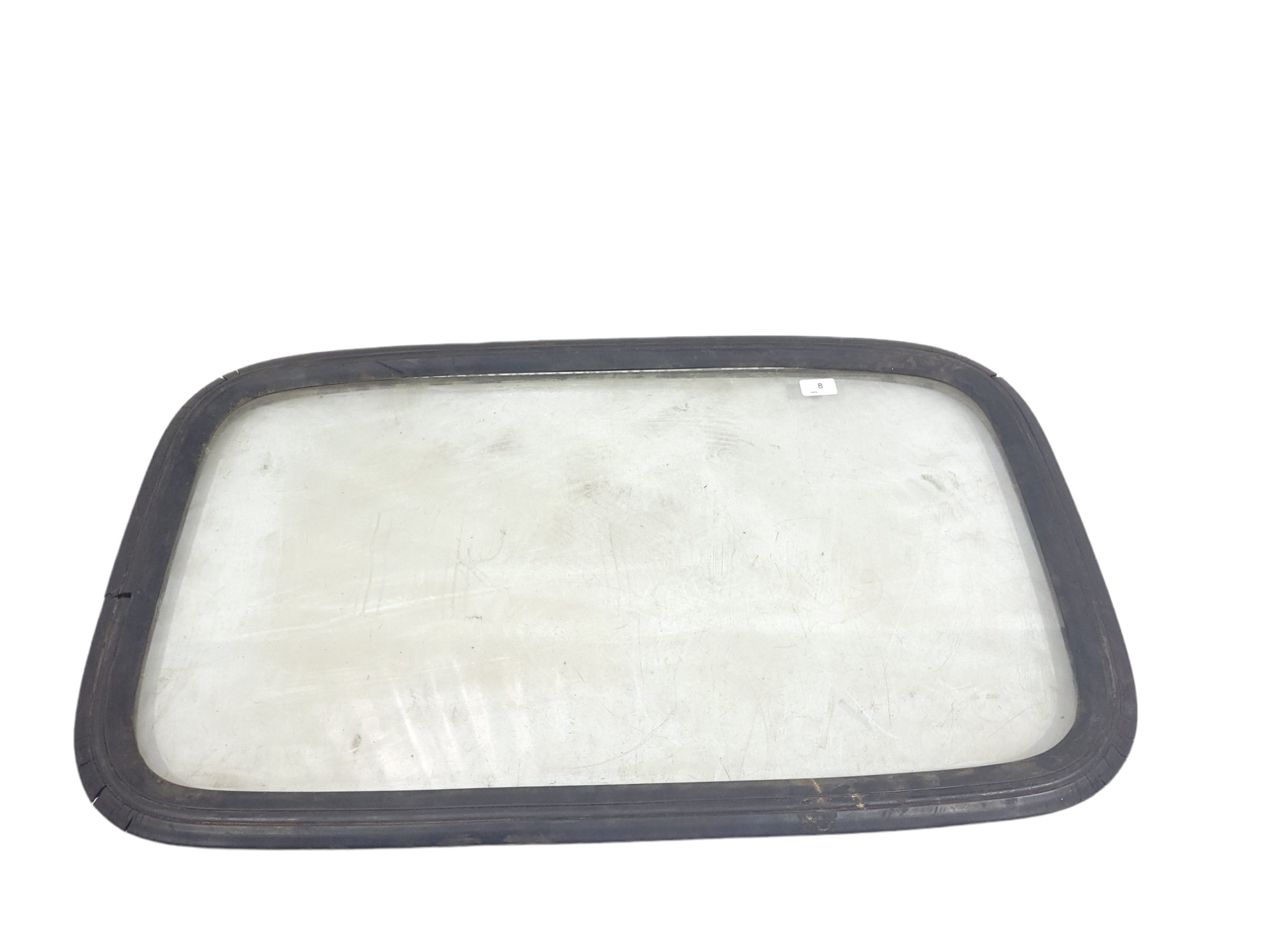 Vidro Traseiro Da Cabine Scania Lk 140ch 2