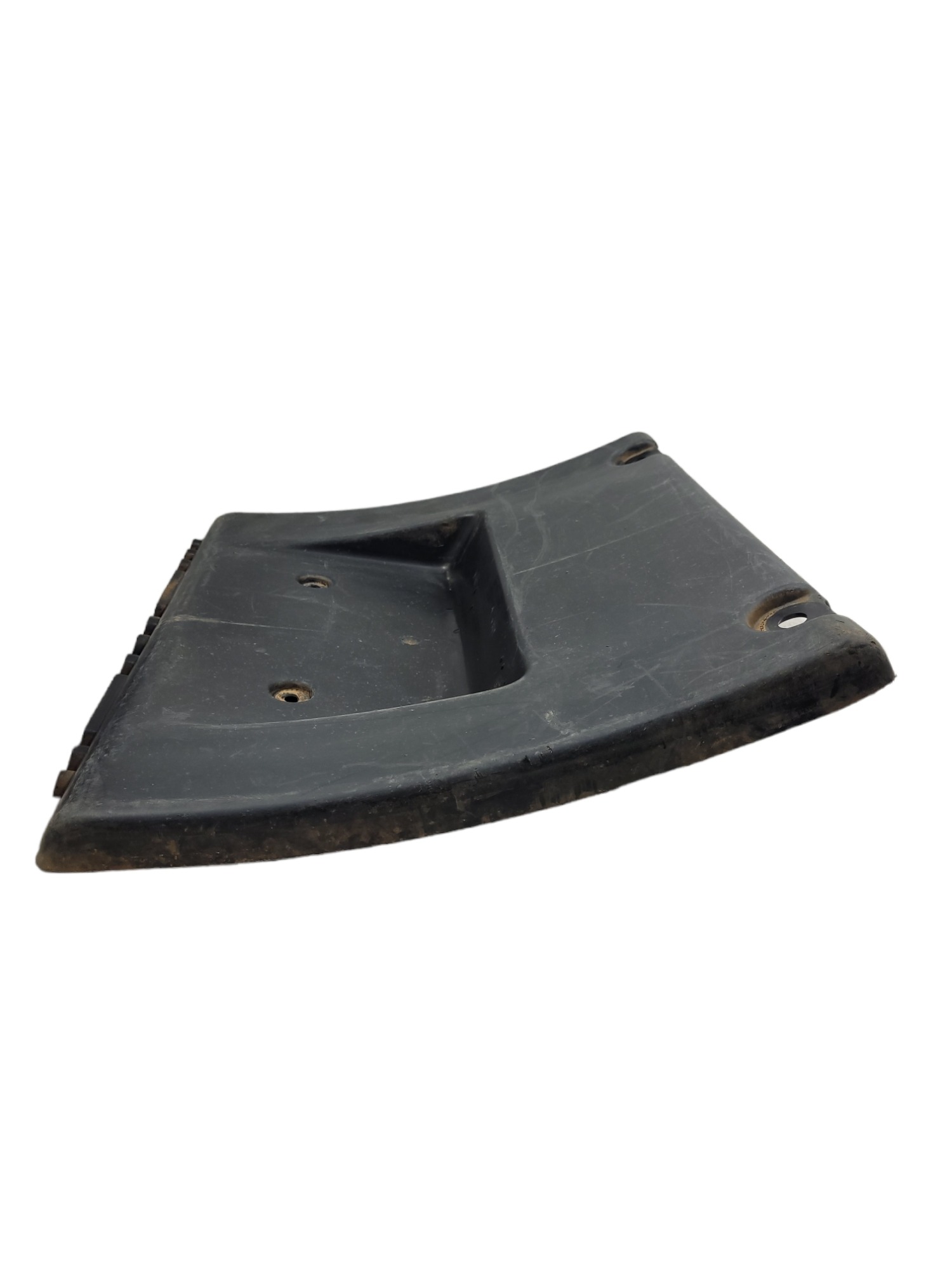 Protetor Paralama Meio Tração Volvo Fh 21094447 3