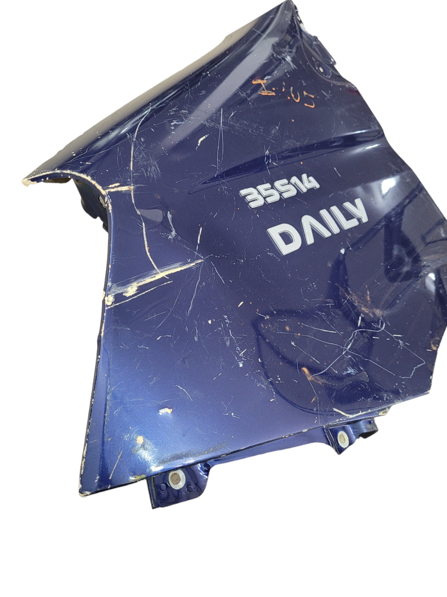 Paralama Dianteiro Esquerdo Para Iveco Daily 3800002 Não Se Aplica 3