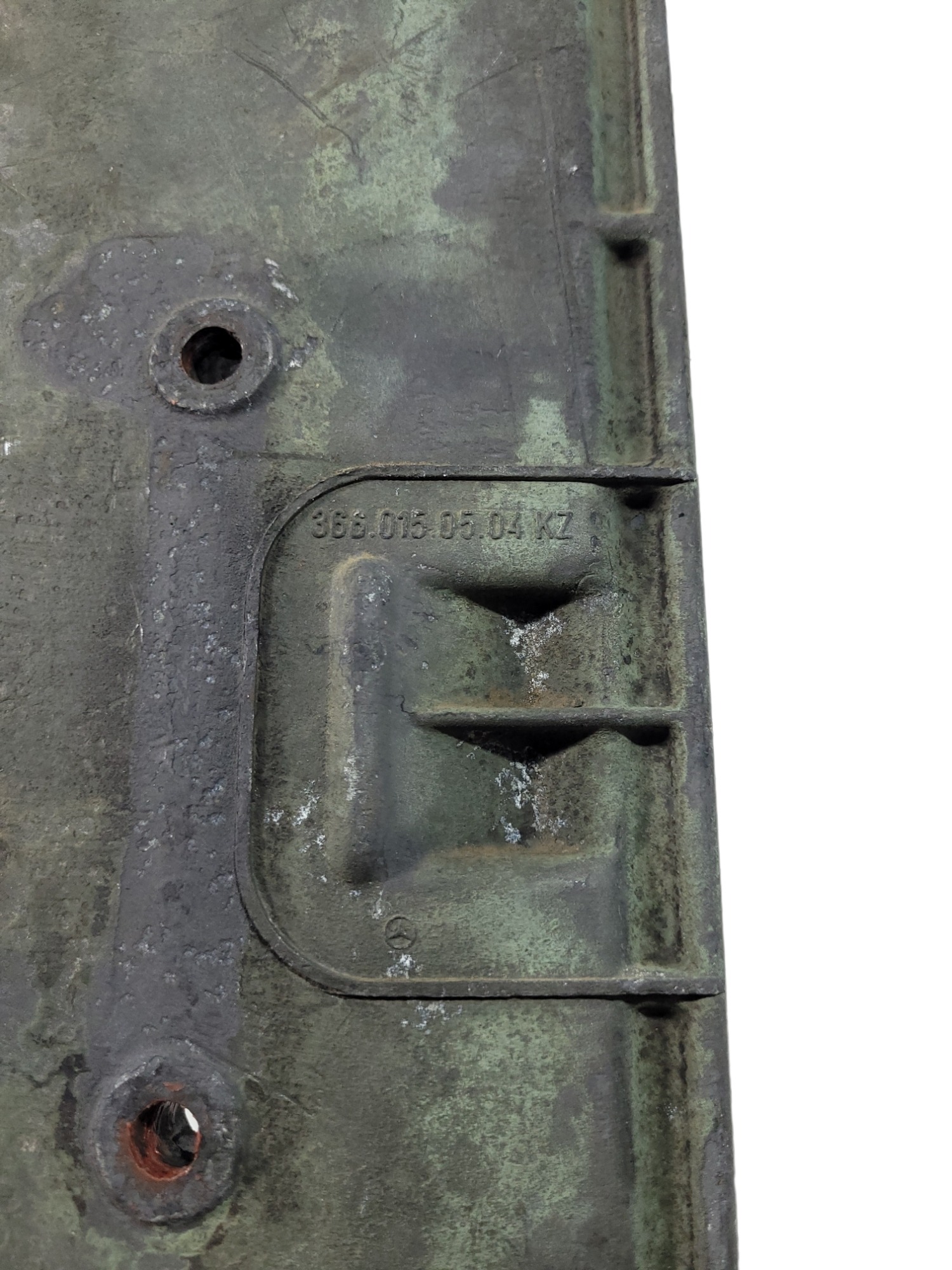 Tampa Lateral Para Motor Mbenz 366 3660150504 5