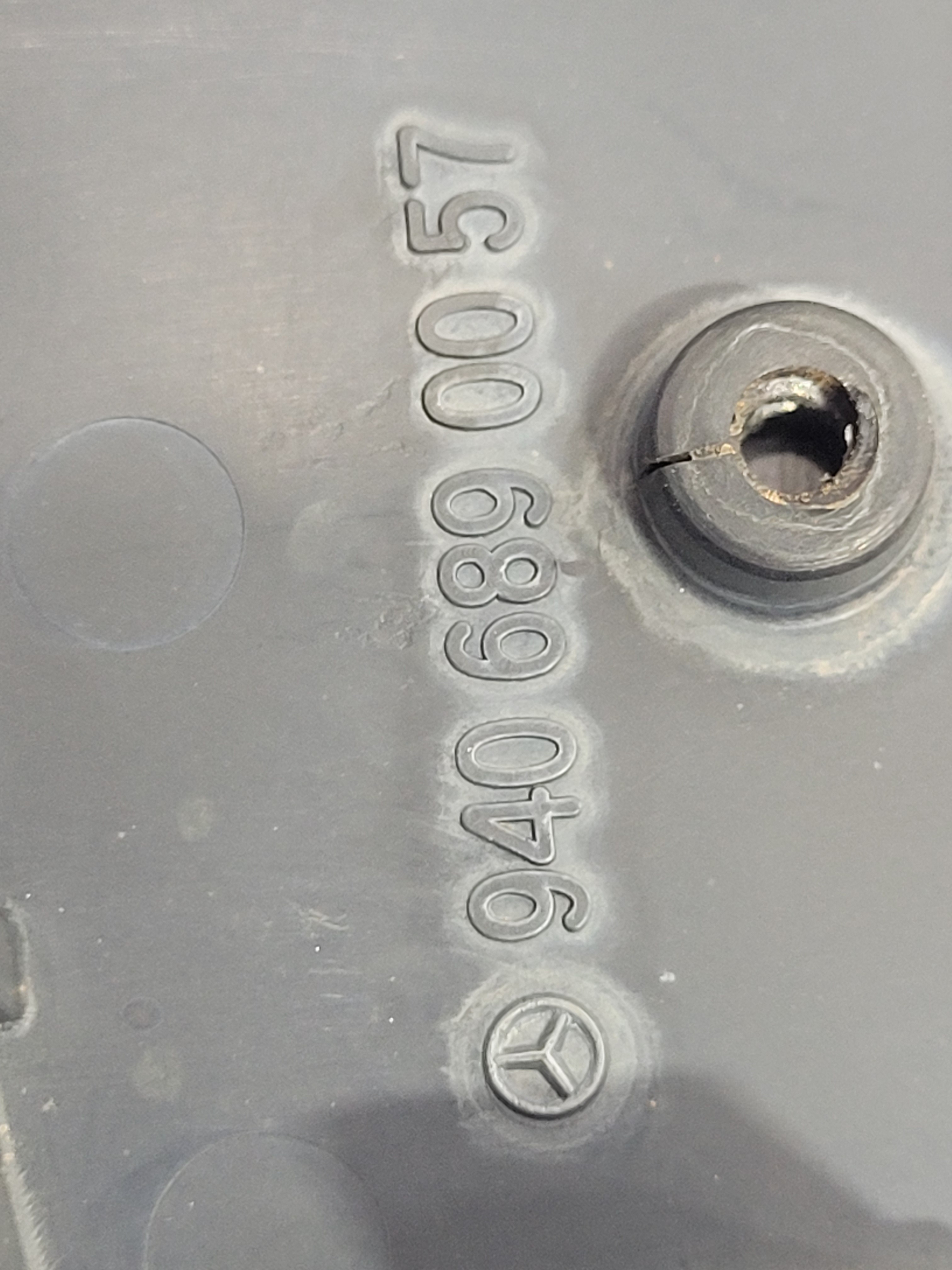 Cobertura Conector M Benz Actros 9406890057 5