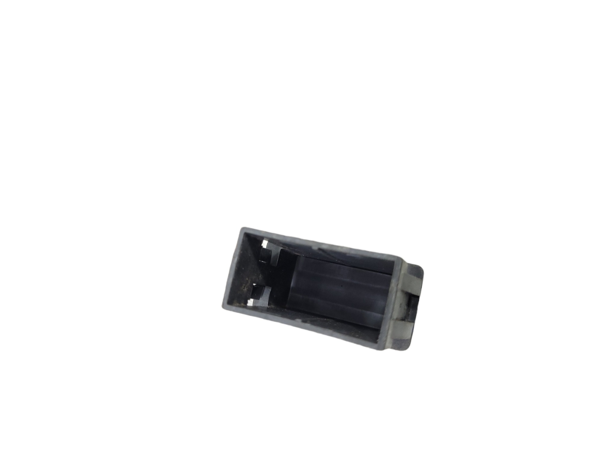 Tampa Cega Volvo Vm 82483 085 2