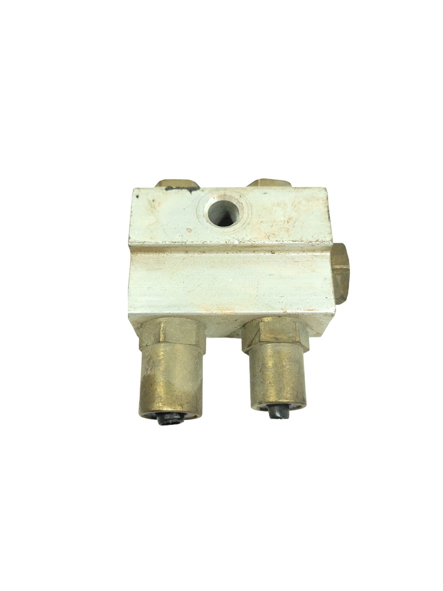 Caixa Distribuiçao Freios Volvo  20375789 3