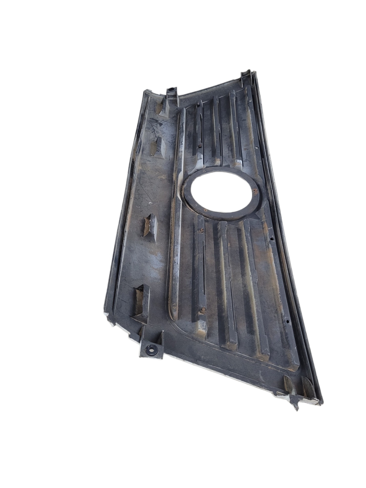Grade Dianteira Vw 8120 3