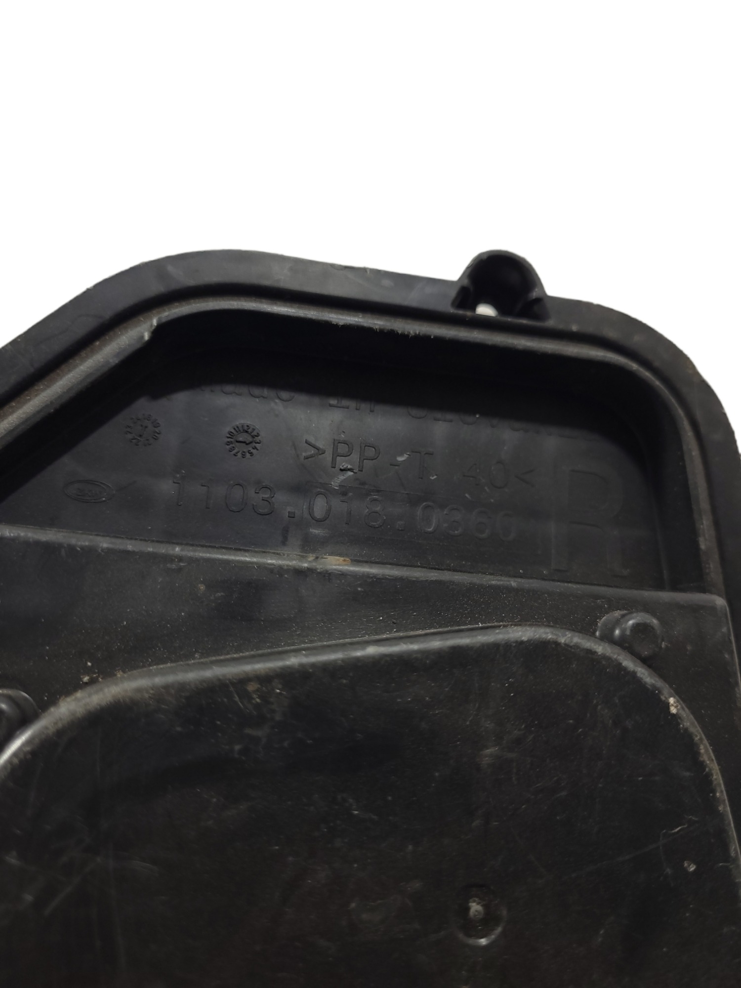 Tampa Farol Direito Volvo 11030180360 5