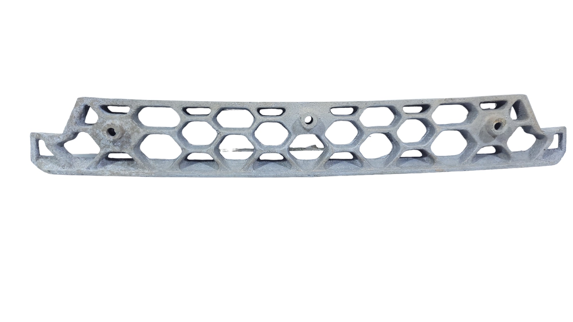 Pisante Parachoque Ford Cargo 4
