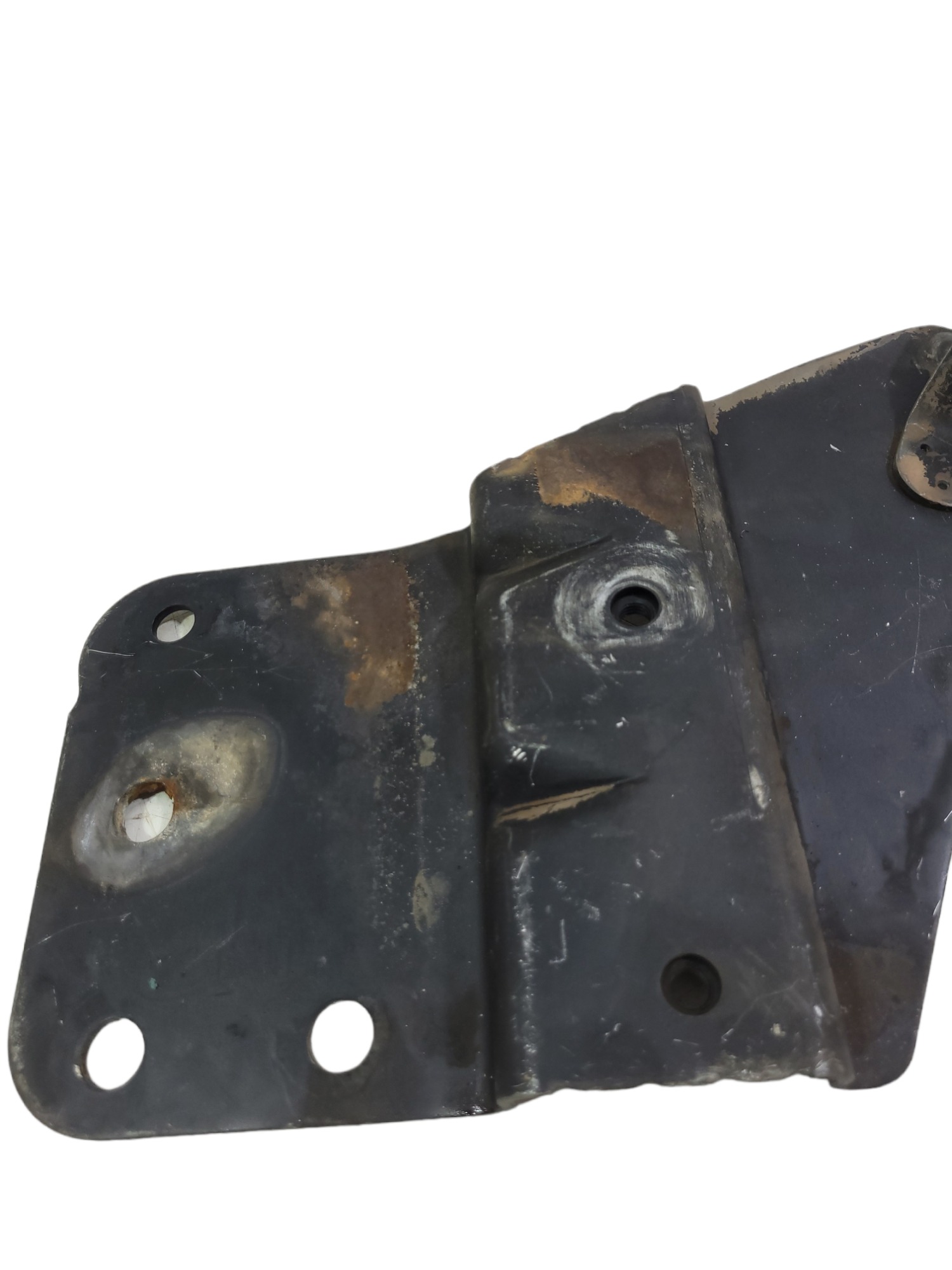Suporte Inferior Fixação Radiador Direito Scania 114 124 2