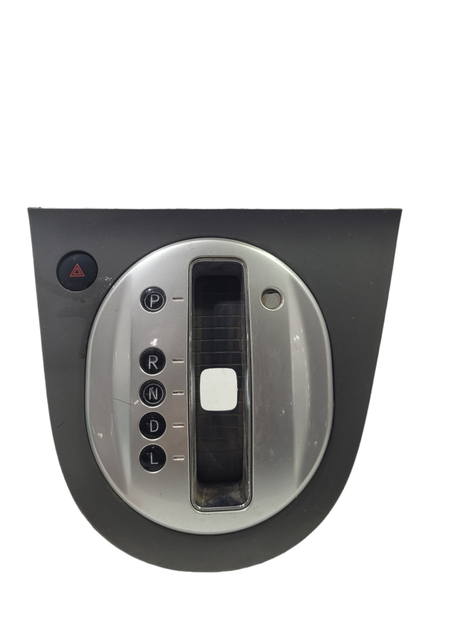 Moldura Alavanca Trambulador Sentra P10401a32a0000