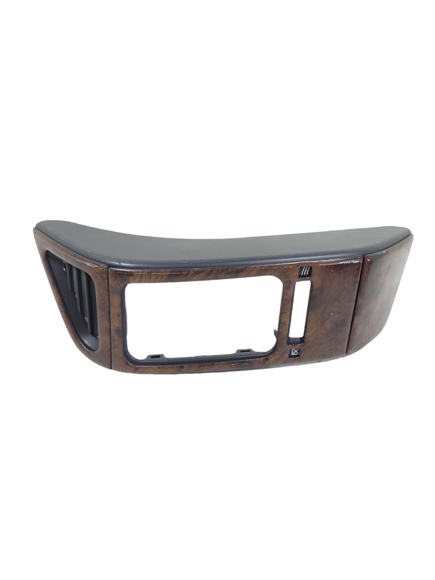 Moldura Difusor Direito Pajero Full Mr456379