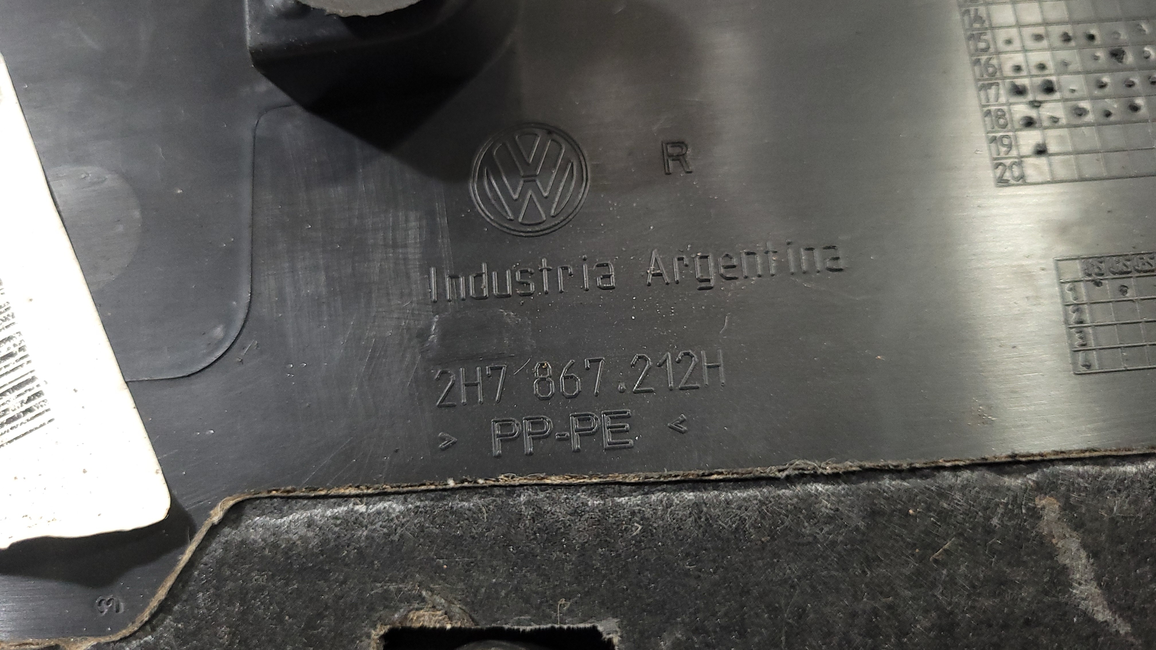 Forro Porta Traseiro Direito Amarok  2h7867212h Não Se Aplica 5