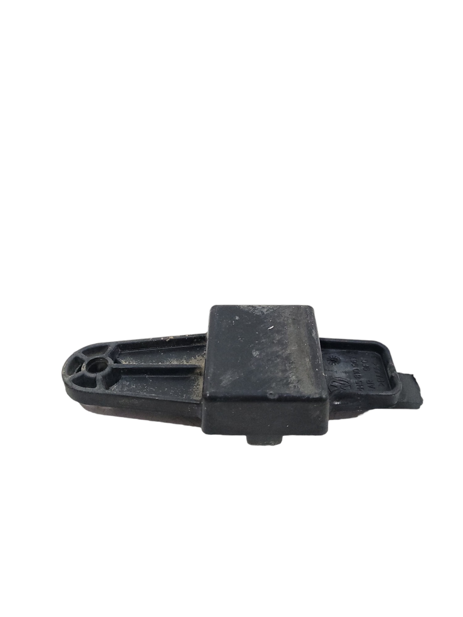 Suporte Fixador Caçamba Vw Amarok 2h5810967 4