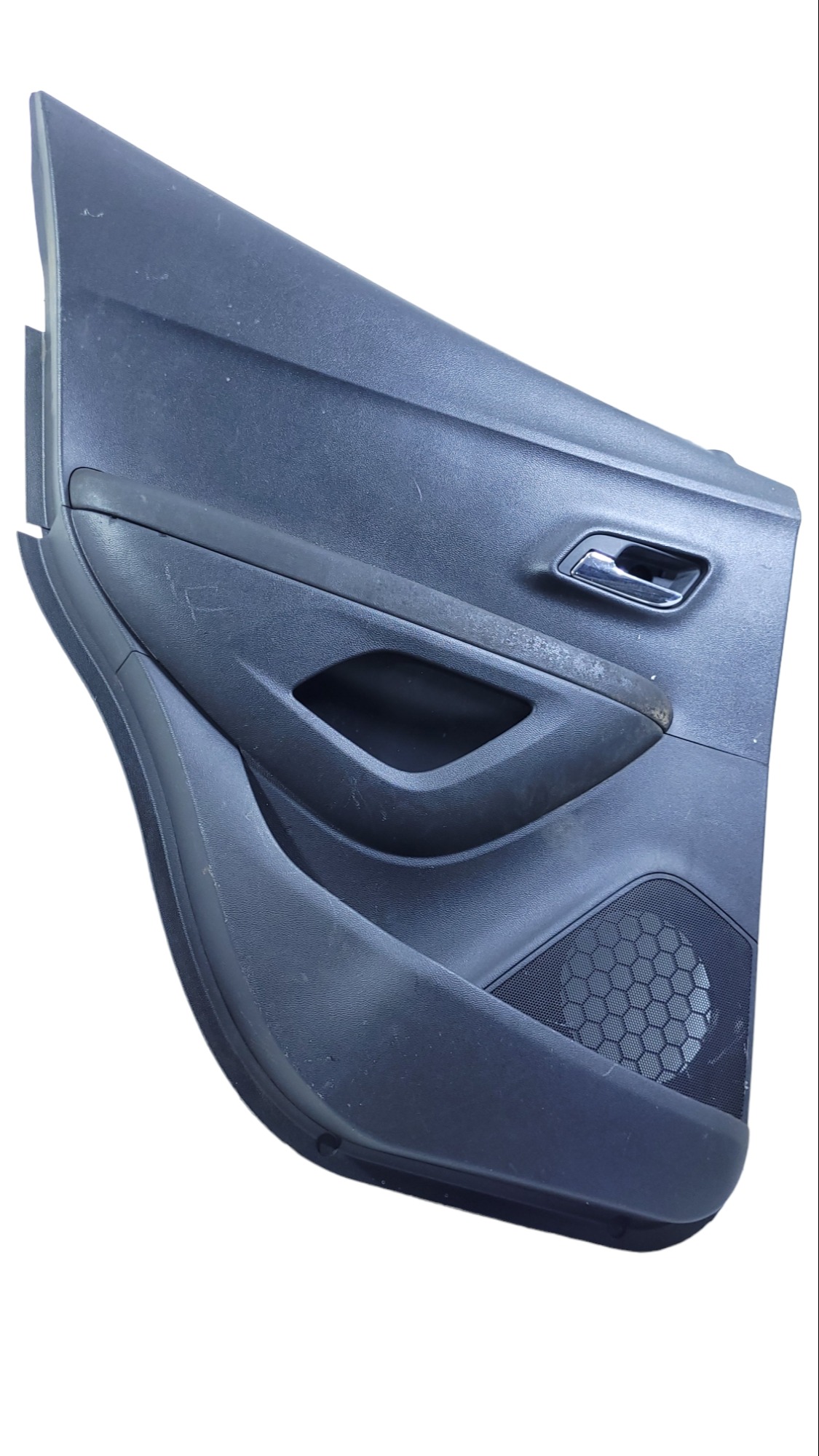 Forro Porta Traseira Esquerda Gm Tracker L0212152