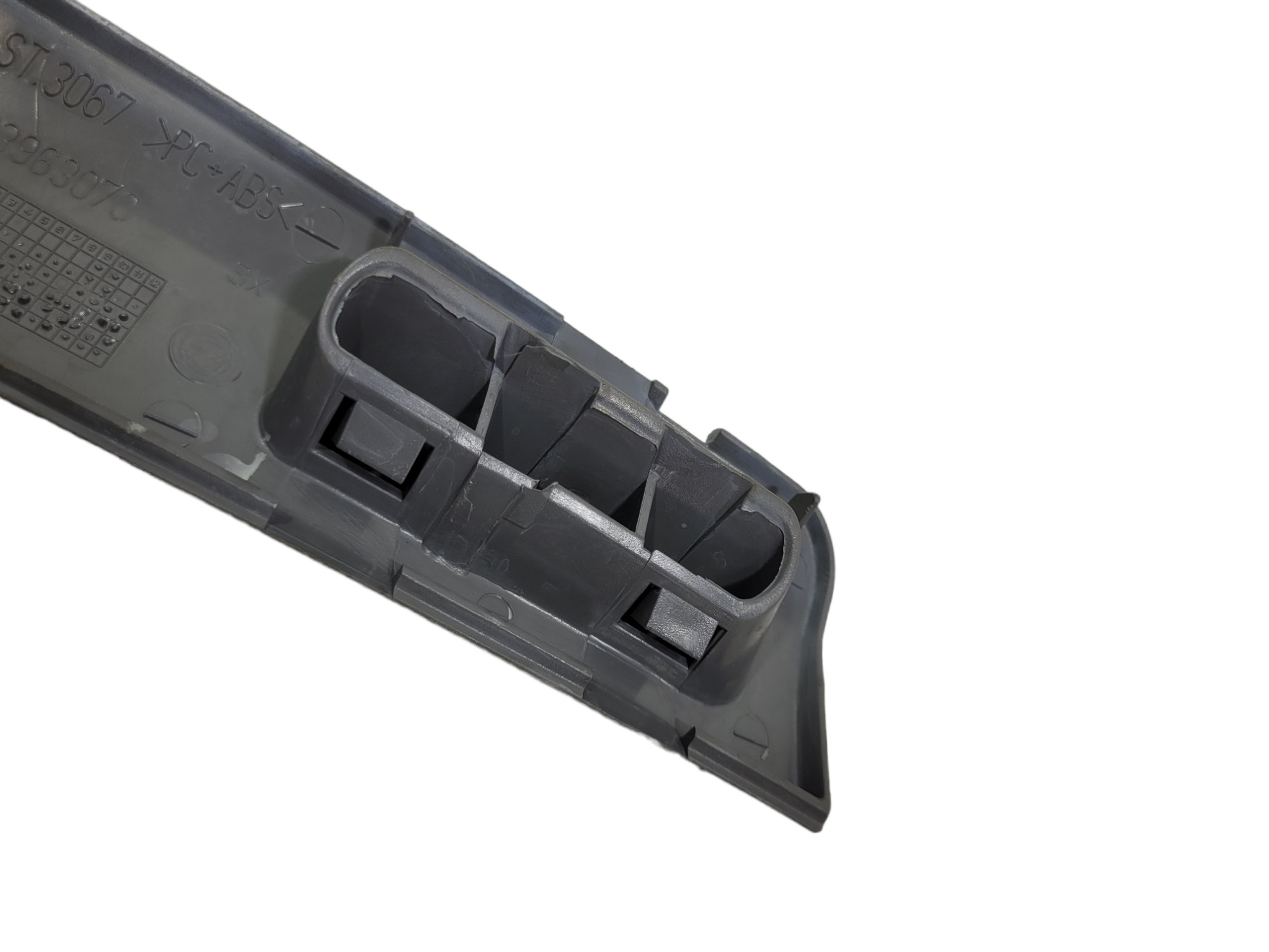 Difusor Saída Ar Superior Painel Esquerdo Boxer 1303963070