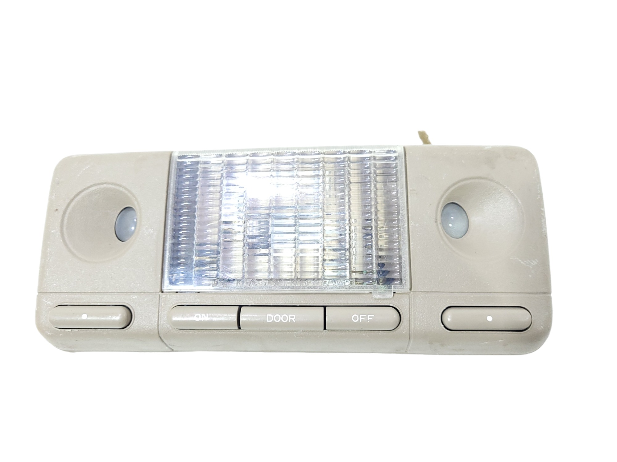 Luz De Teto Besta 2.7 – K77051310