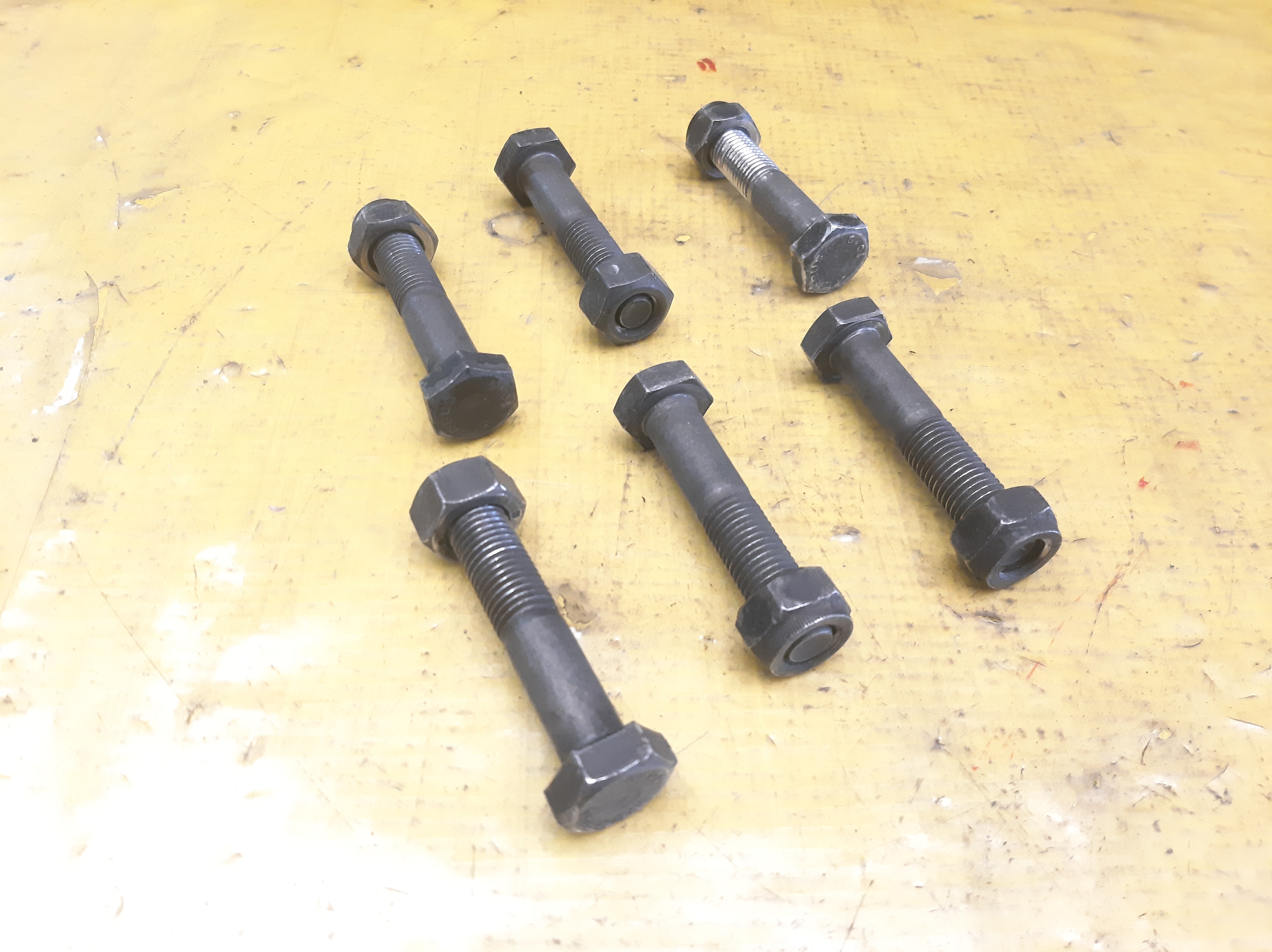 Kit Parafusos E Porca Eixo Cardan Frontal Omega 3.0 1993 – ABC AUTO PARTES