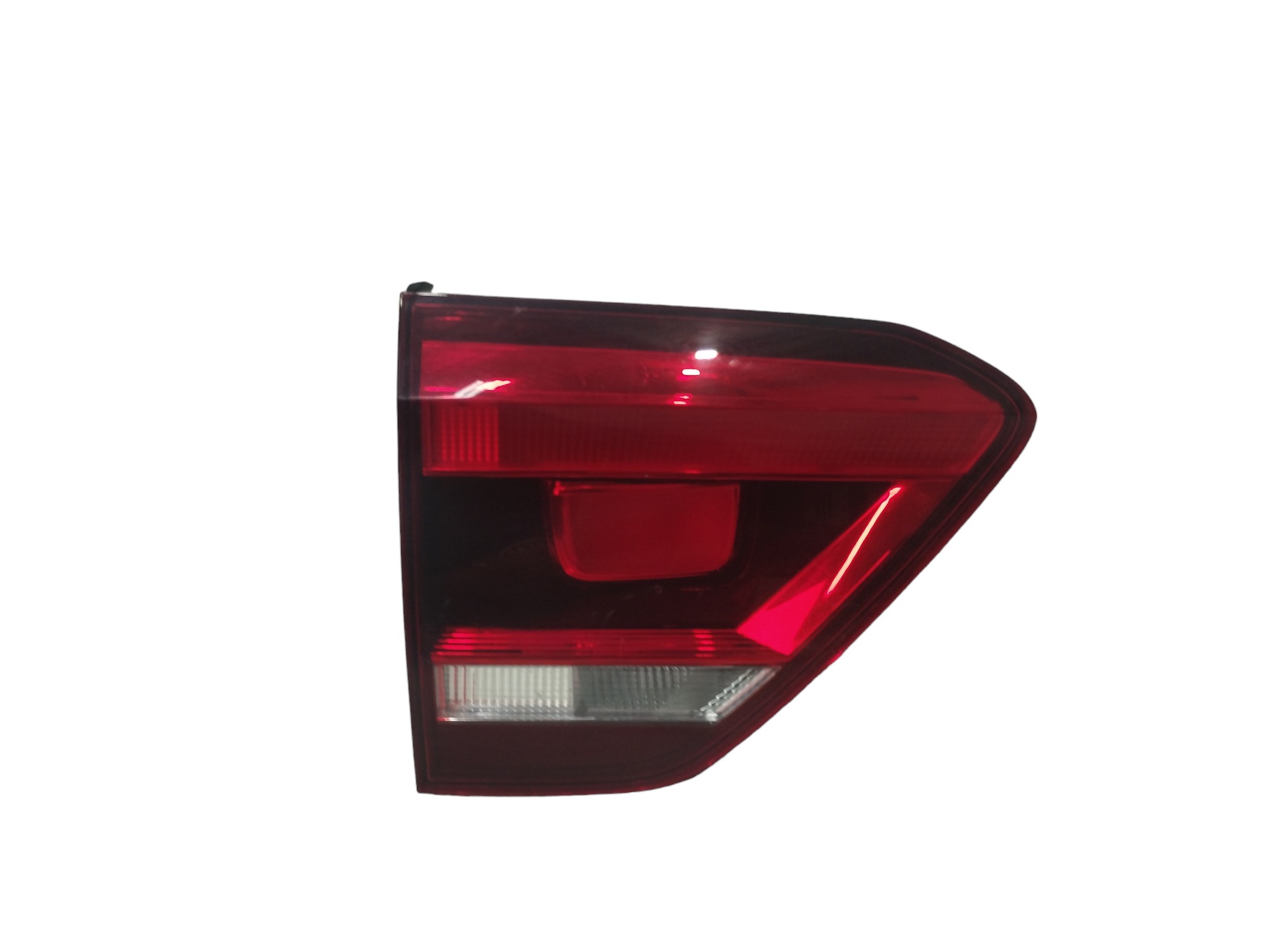 Lanterna Traseira Esquerda Fox 2016 A 2019 Arteb Tampa   Esquerdo 3