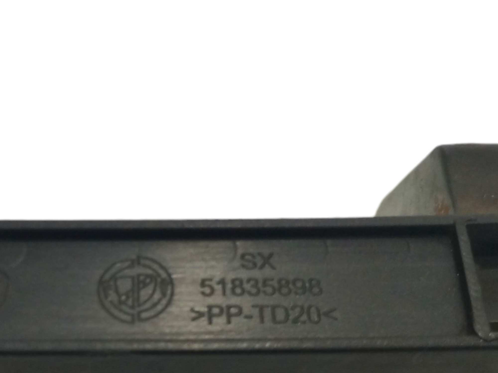 Guia Esquerdo Vidro Dianteiro Uno Vivace 2011 51835898 Preto 6