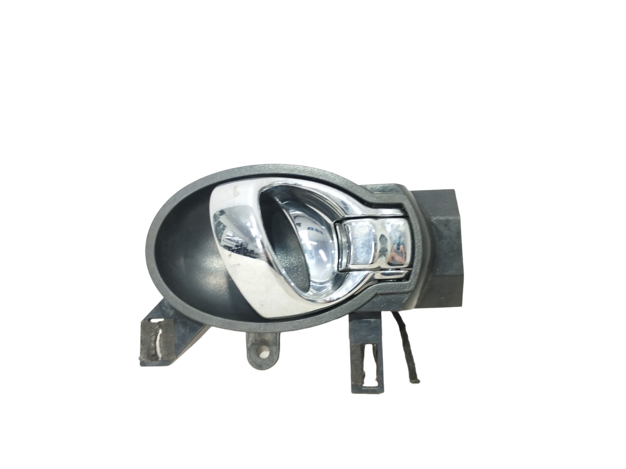 Maçaneta Interna Versa Mach 2016 Dianteiro Direita Prata Dianteira 1