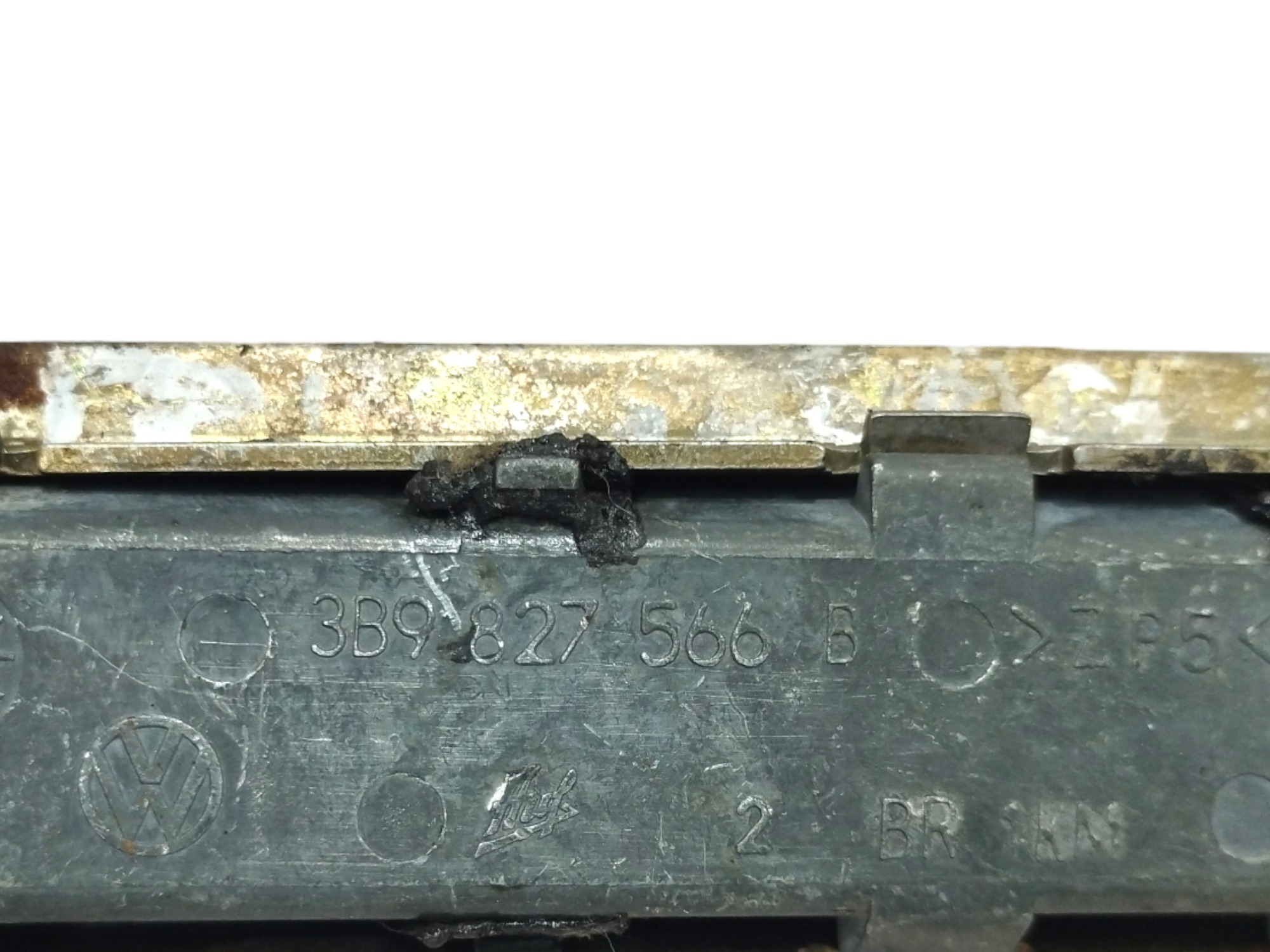 Macaneta Eletrica Tampa Traseira Polo Sedan 2003 A 2014 Preto Traseira 5