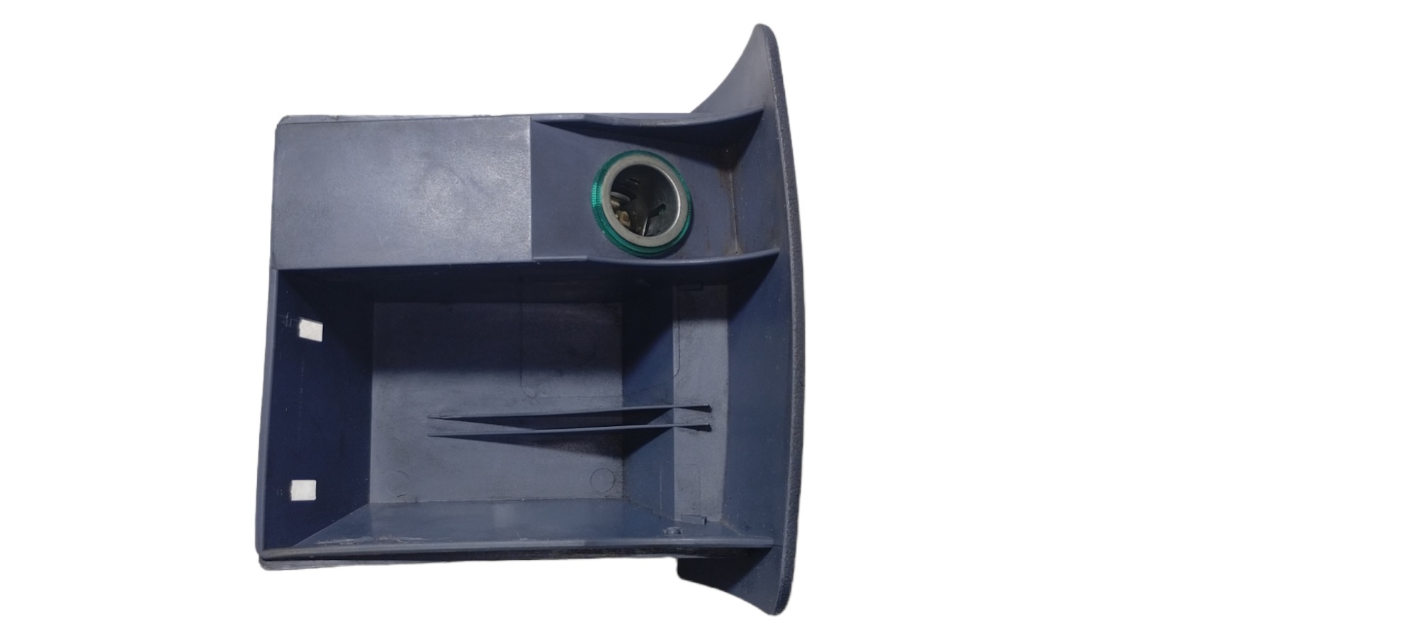 Tomada 12v Com Cinzeiro Do Painel Central Ford Fiesta