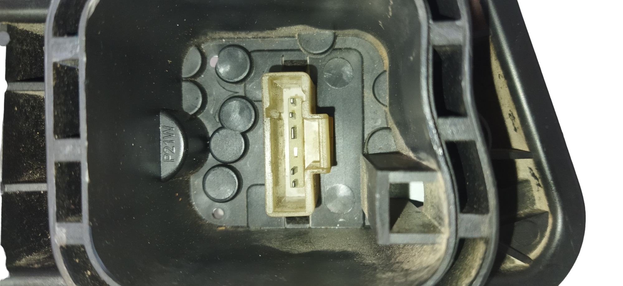 Soquete Lanterna Traseira Direita Peugeot 206 7