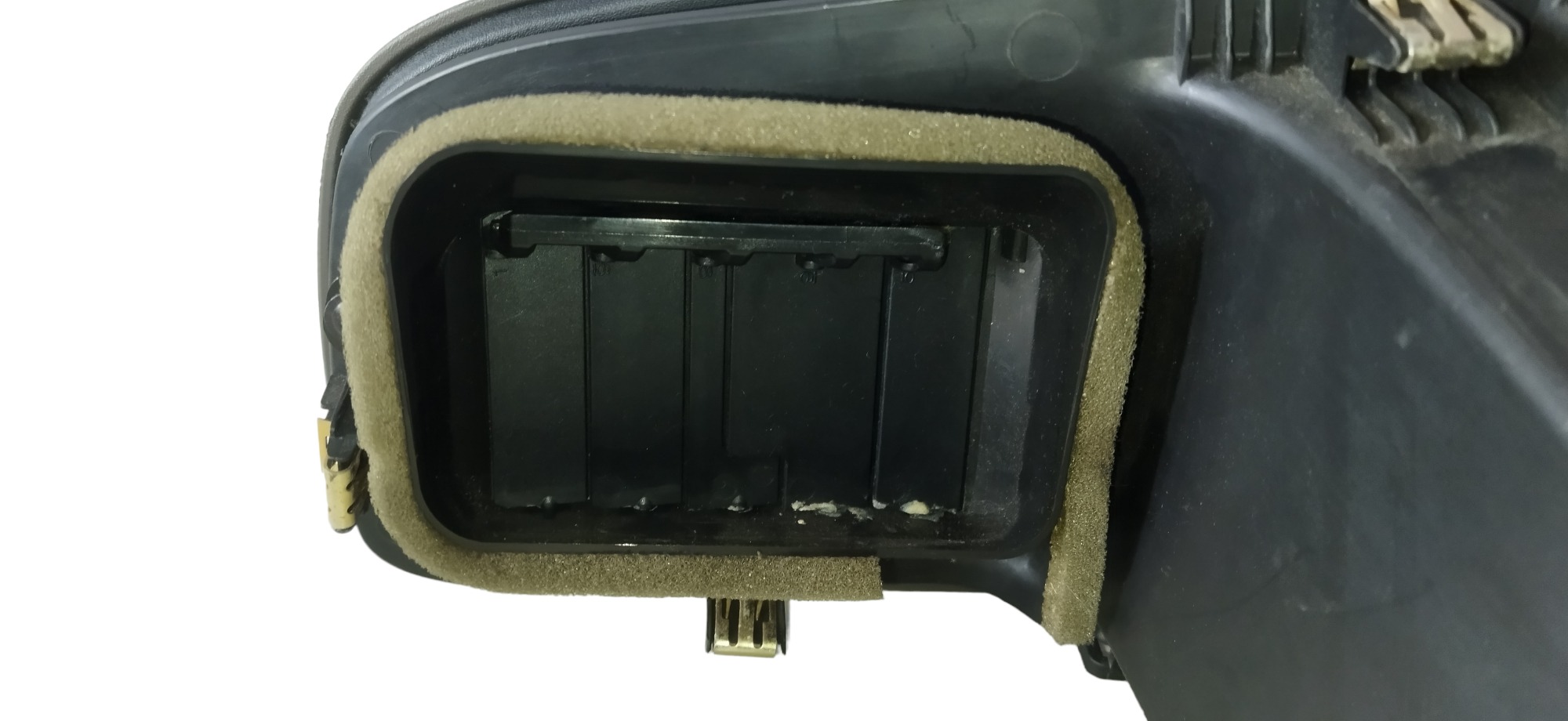 Caixa Porta Luvas Difusor Ar Gm Onix Prisma 3