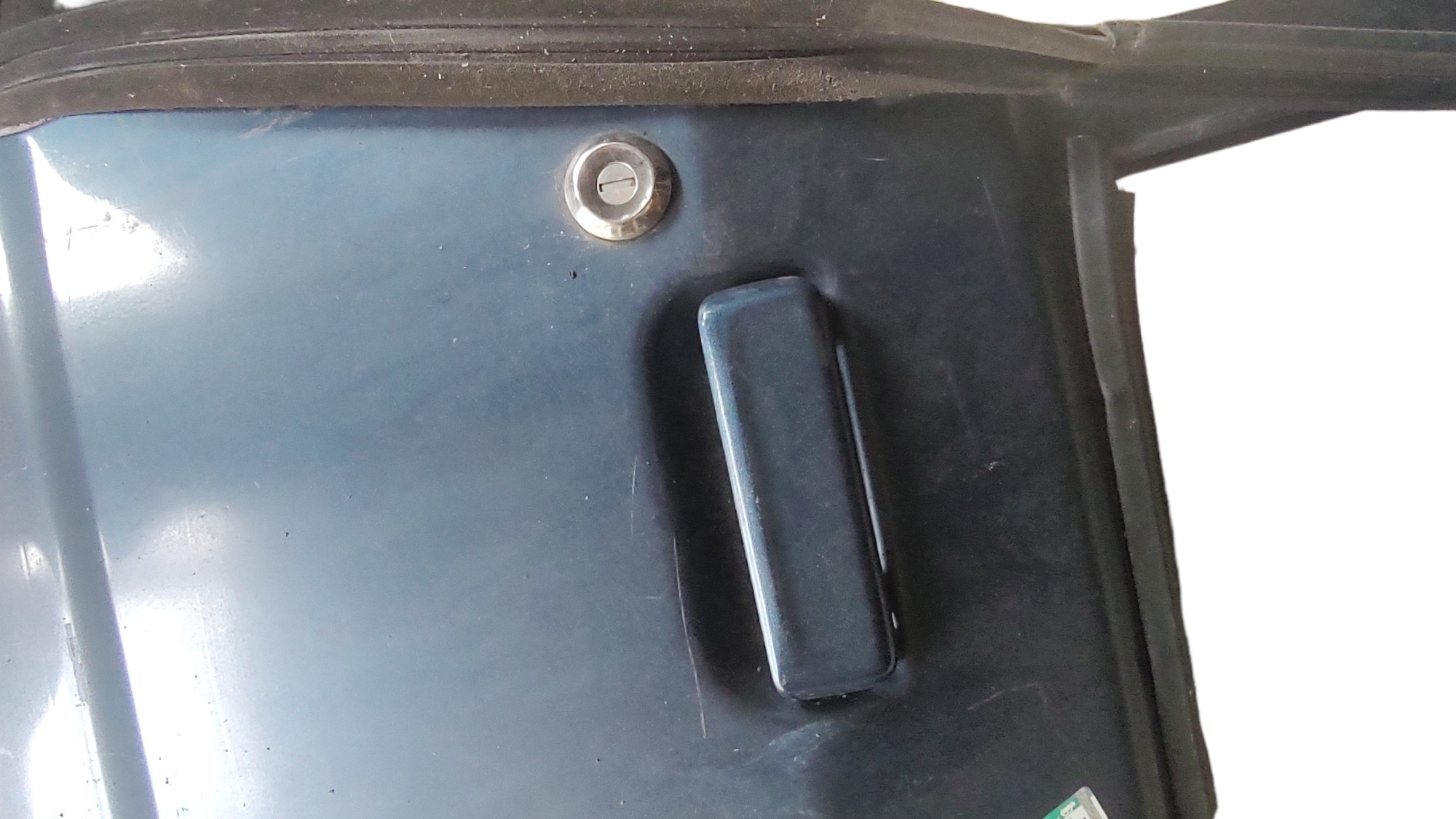 Porta Dianteira Direita Ford Escort 88 Hobby Com Detalhe  Cinza-claro 3