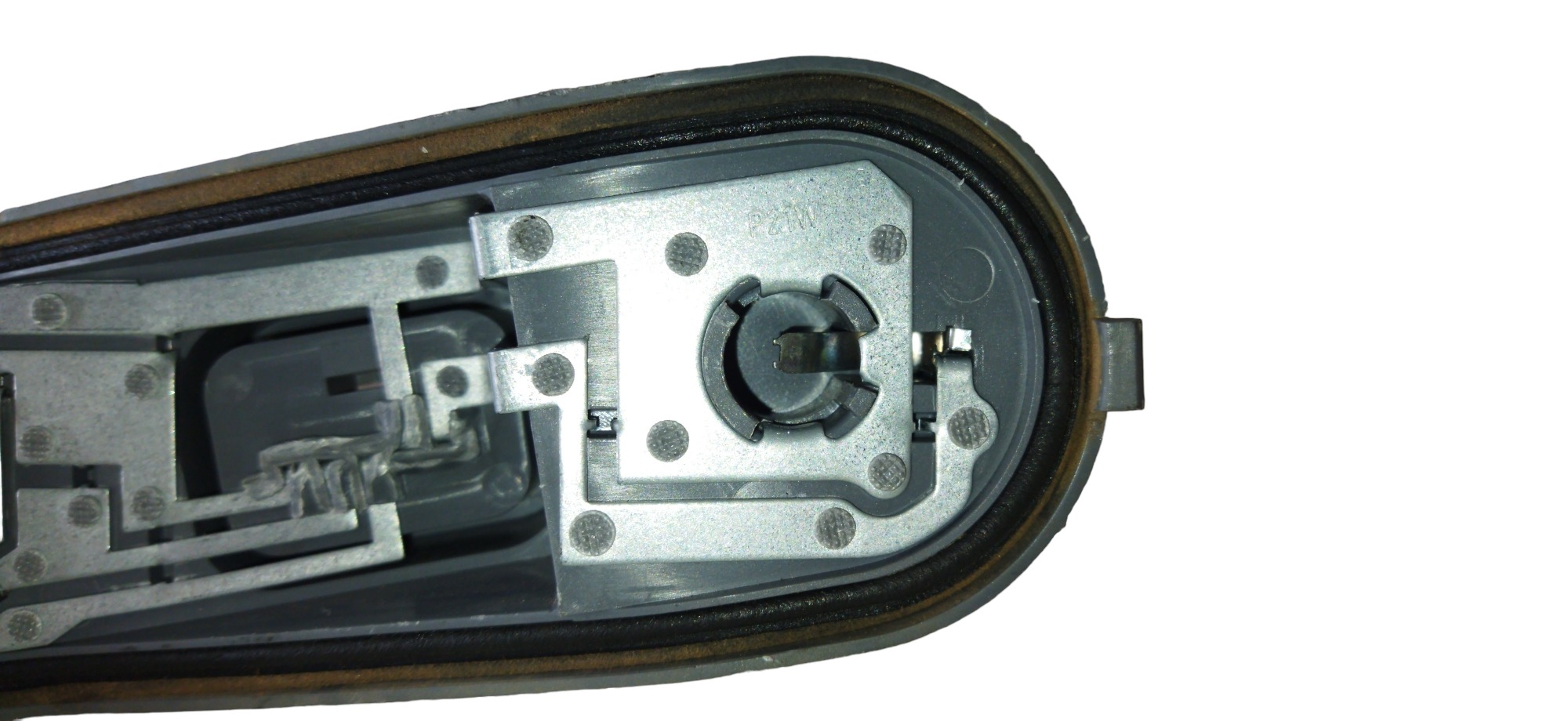 Circuito Soquete Traseiro Direito Fiat Uno Vivace 6