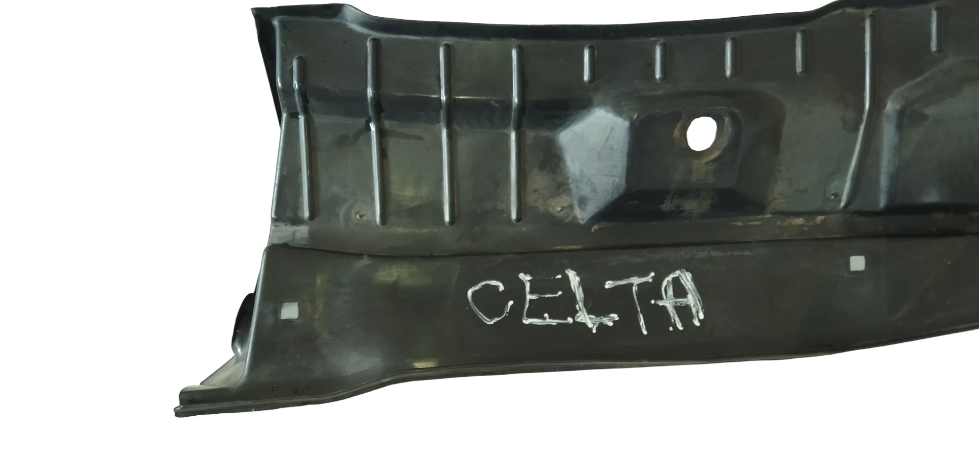 Defletor Inferior Churrasqueira Gm  Celta 1