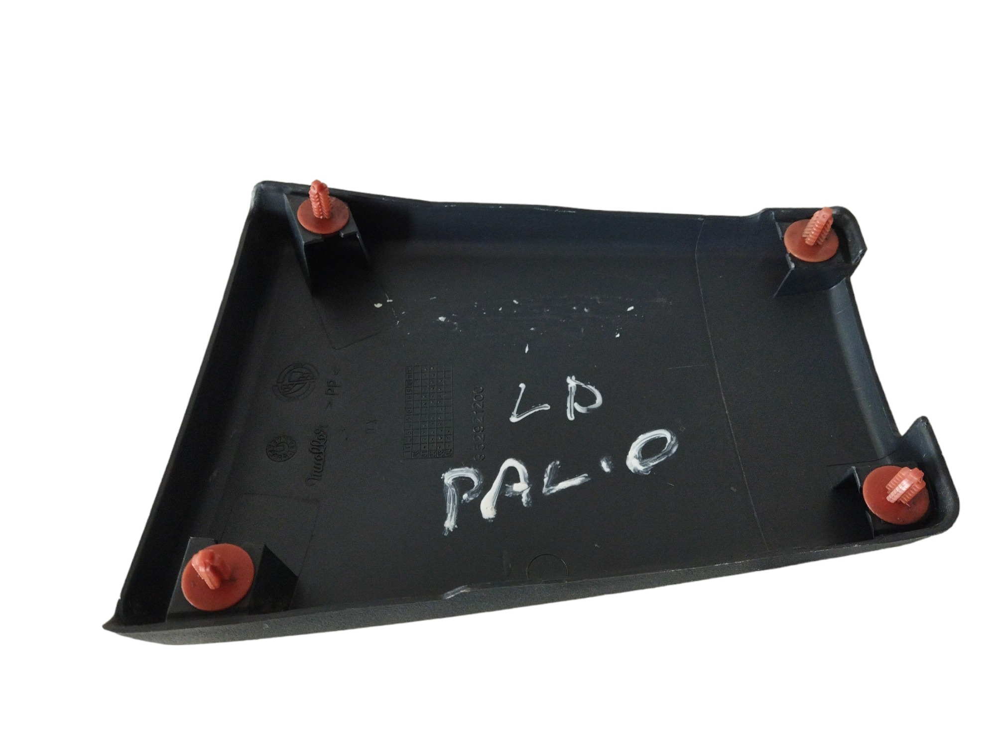 Acabamento Inferior Coluna Direita Fiat Palio 2005 Cinza