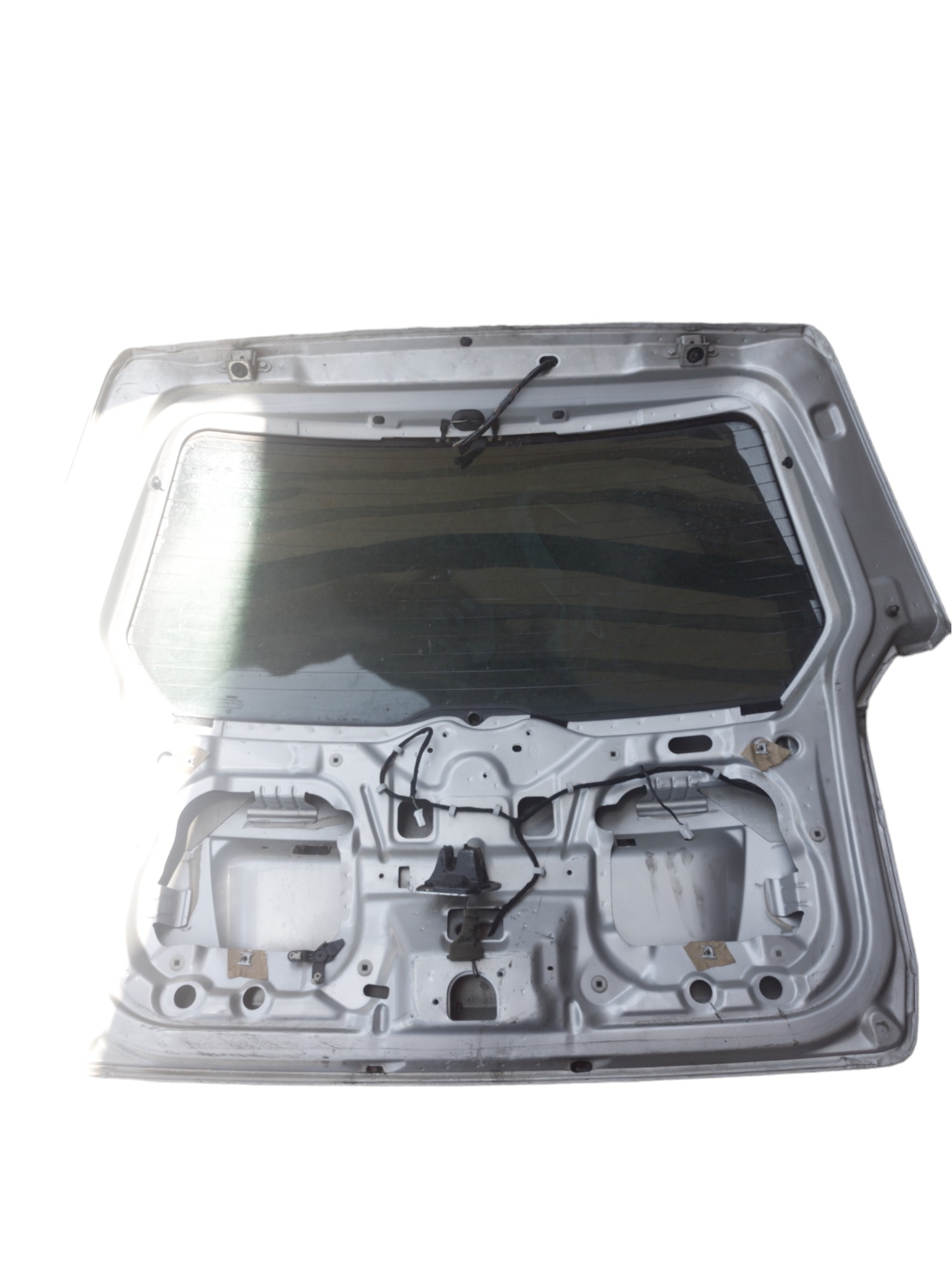 Tampa Traseira Fiat Idea 2006 – Sem Vidro Prata 4