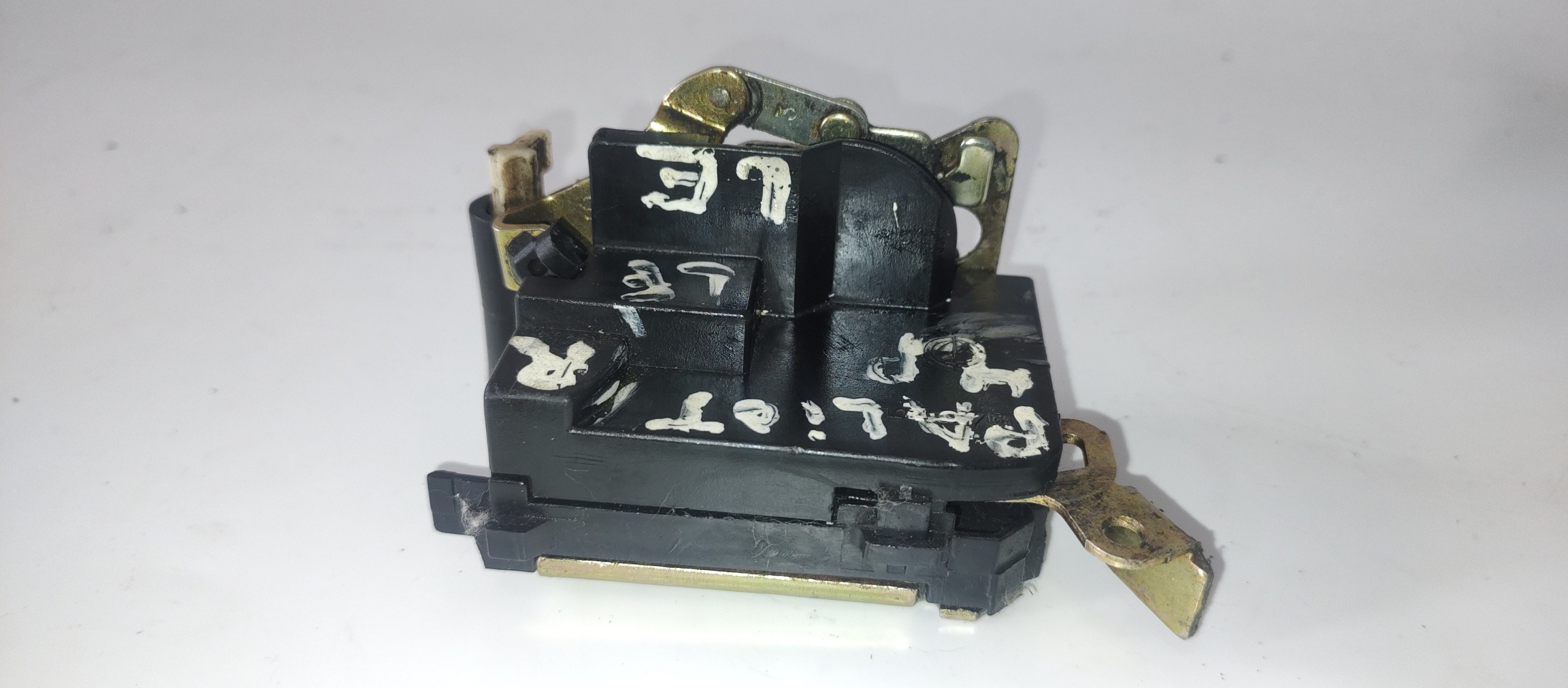 Fechadura Traseira Esquerda Fiat Palio 4p 3