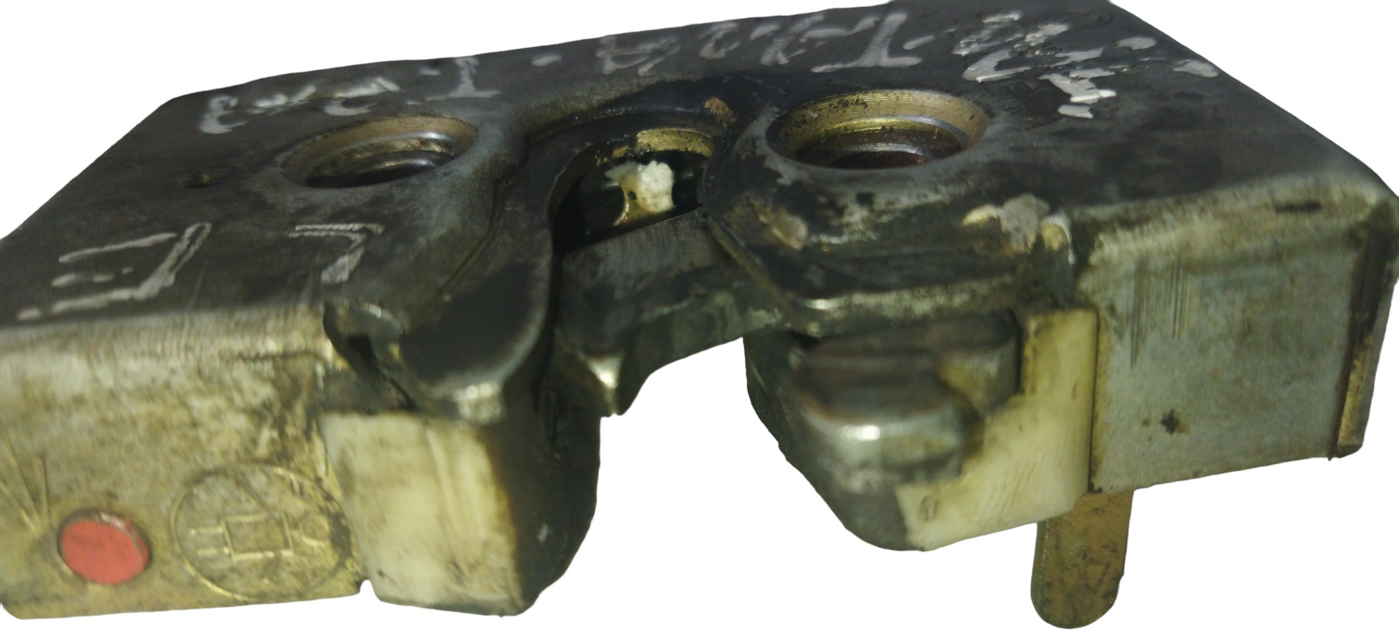 Fechadura Porta Traseira Esquerda Vw Santana 3