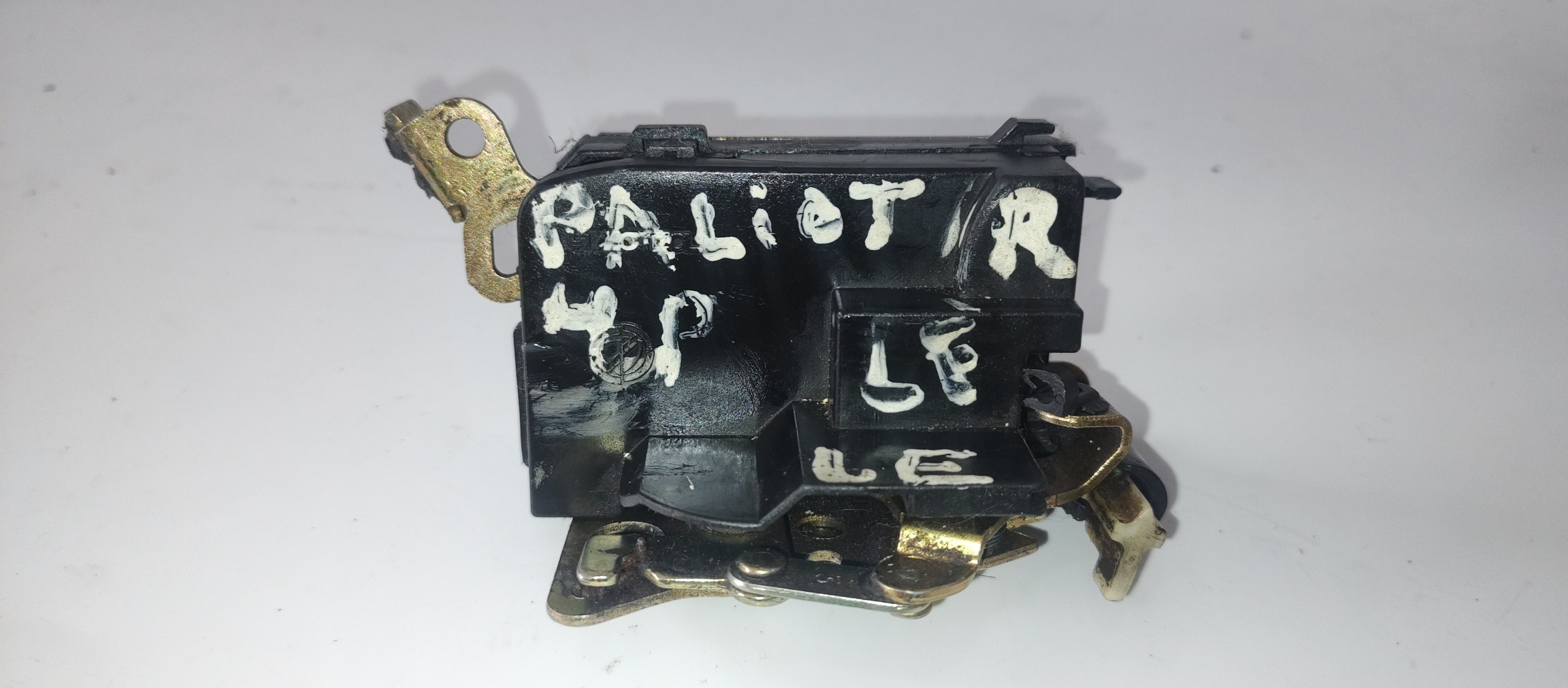 Fechadura Traseira Esquerda Fiat Palio 4p 4