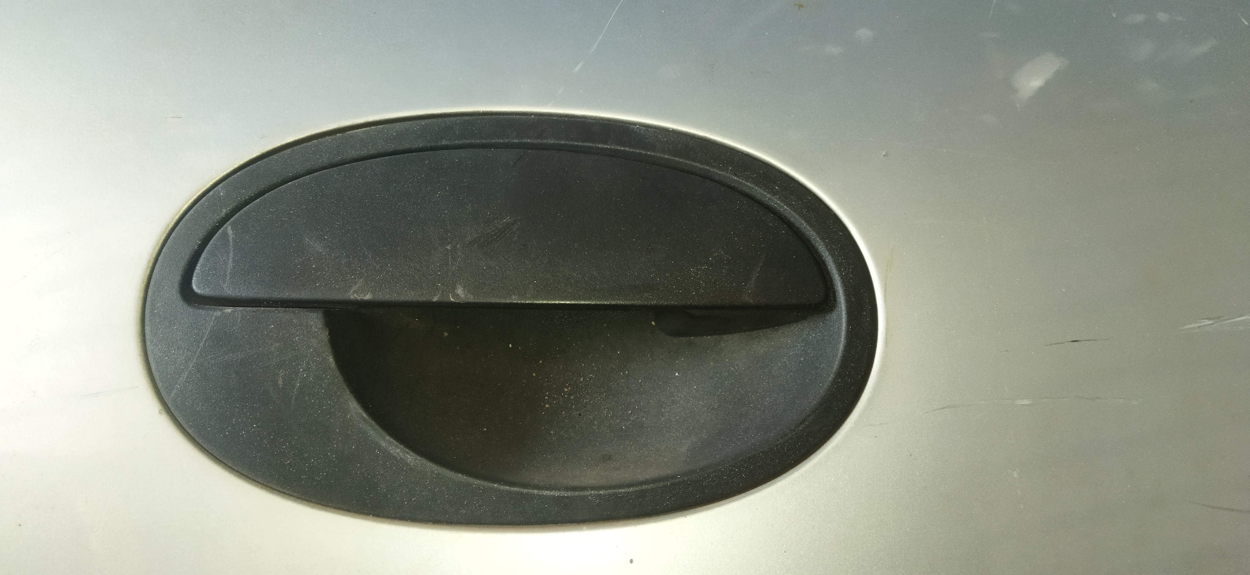 Porta Traseira Direita Gm Corsa Joy Maxx C/detalhe Traseira Direita Prata 10